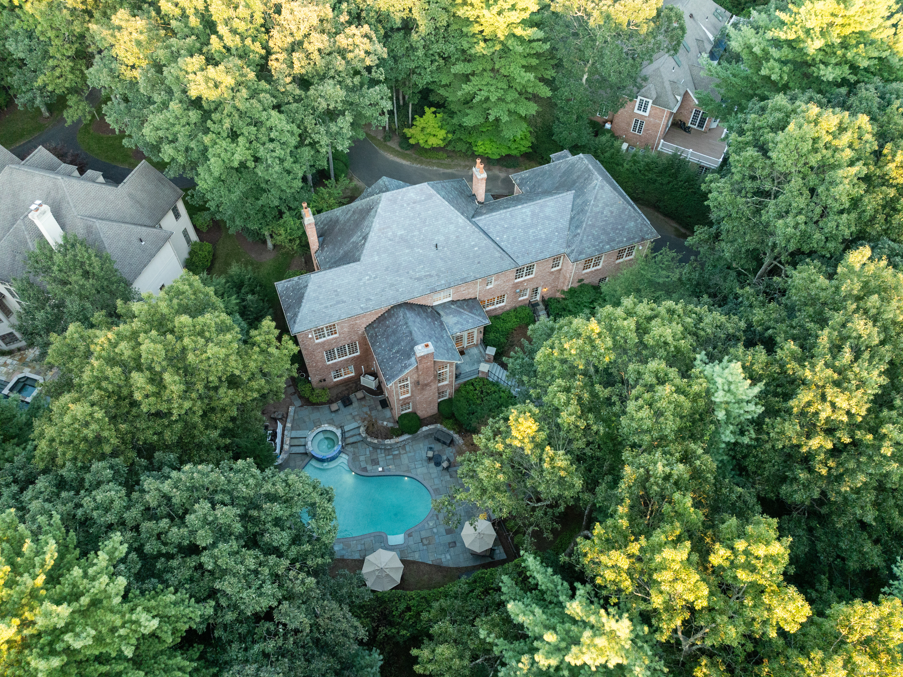 7 Farnham Way