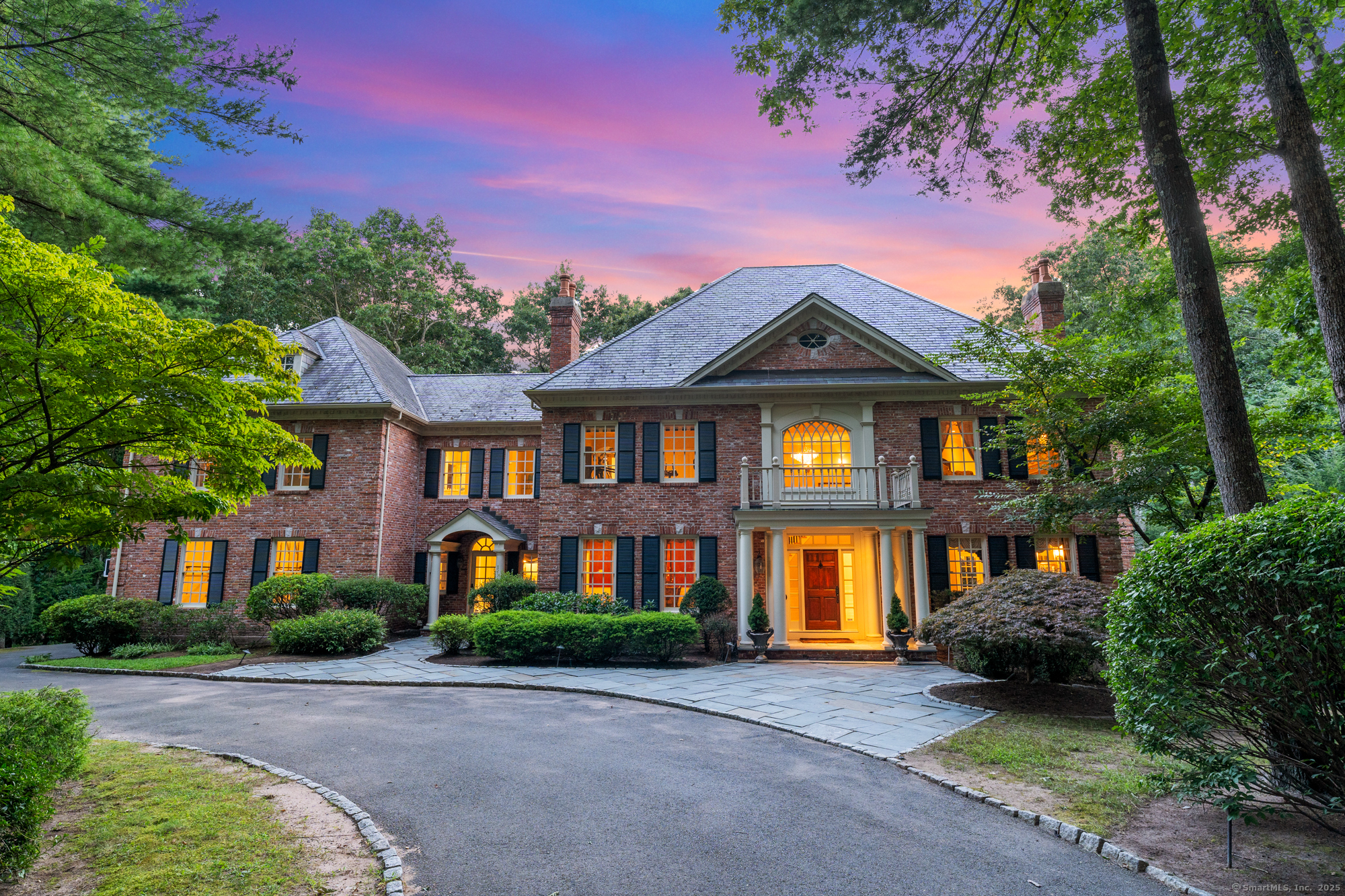 7 Farnham Way