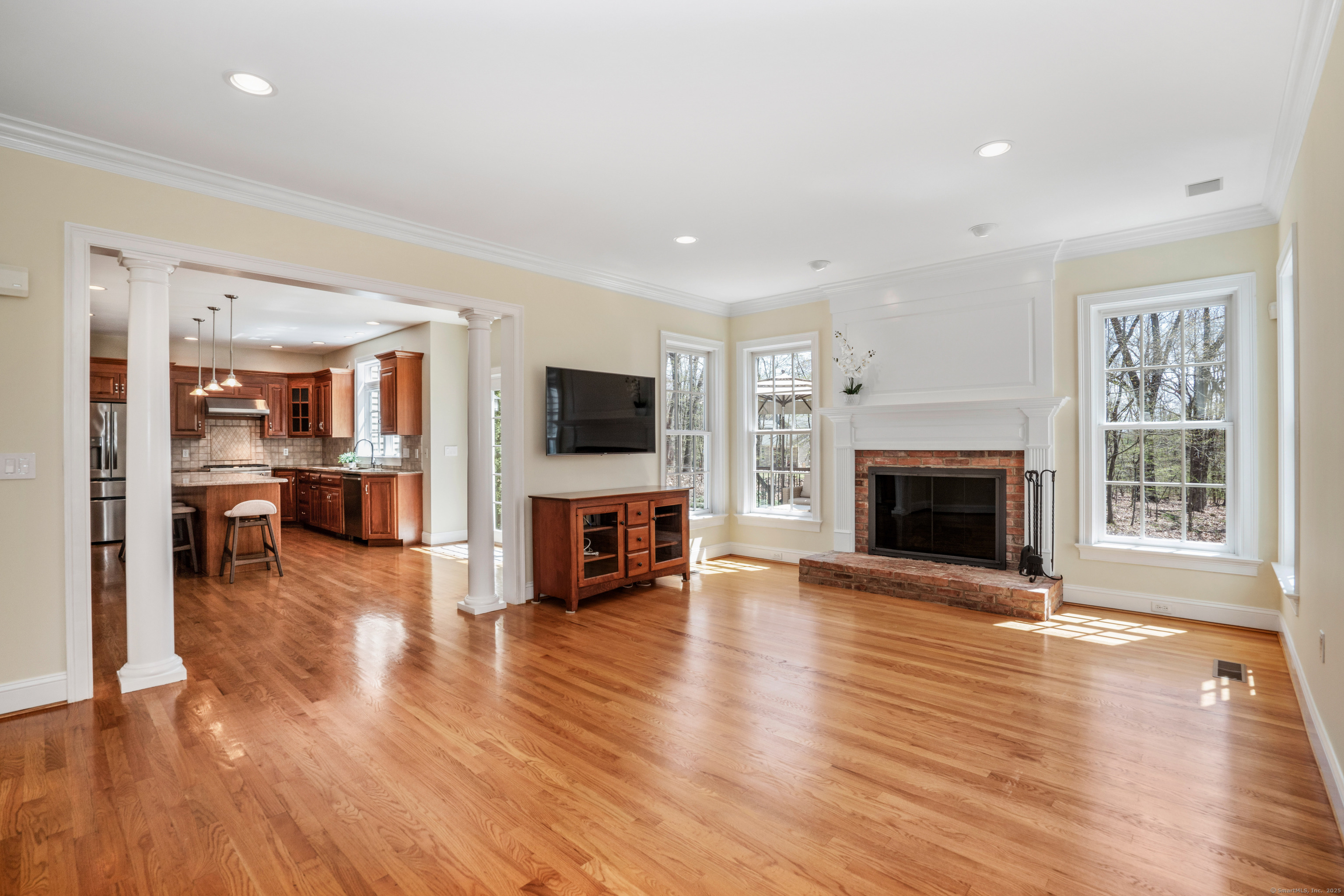 8 Asbury Holow Hollow