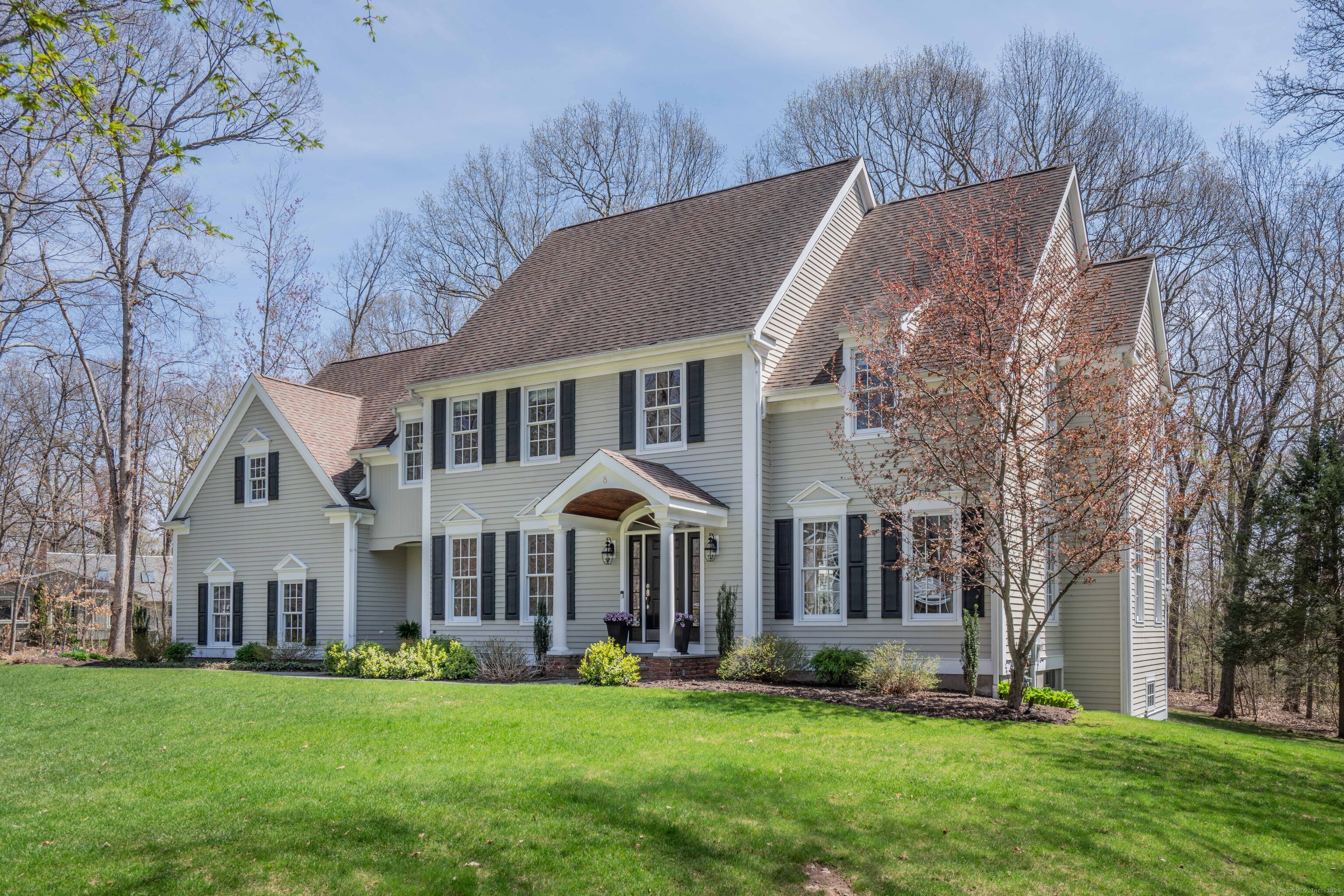 8 Asbury Holow Hollow