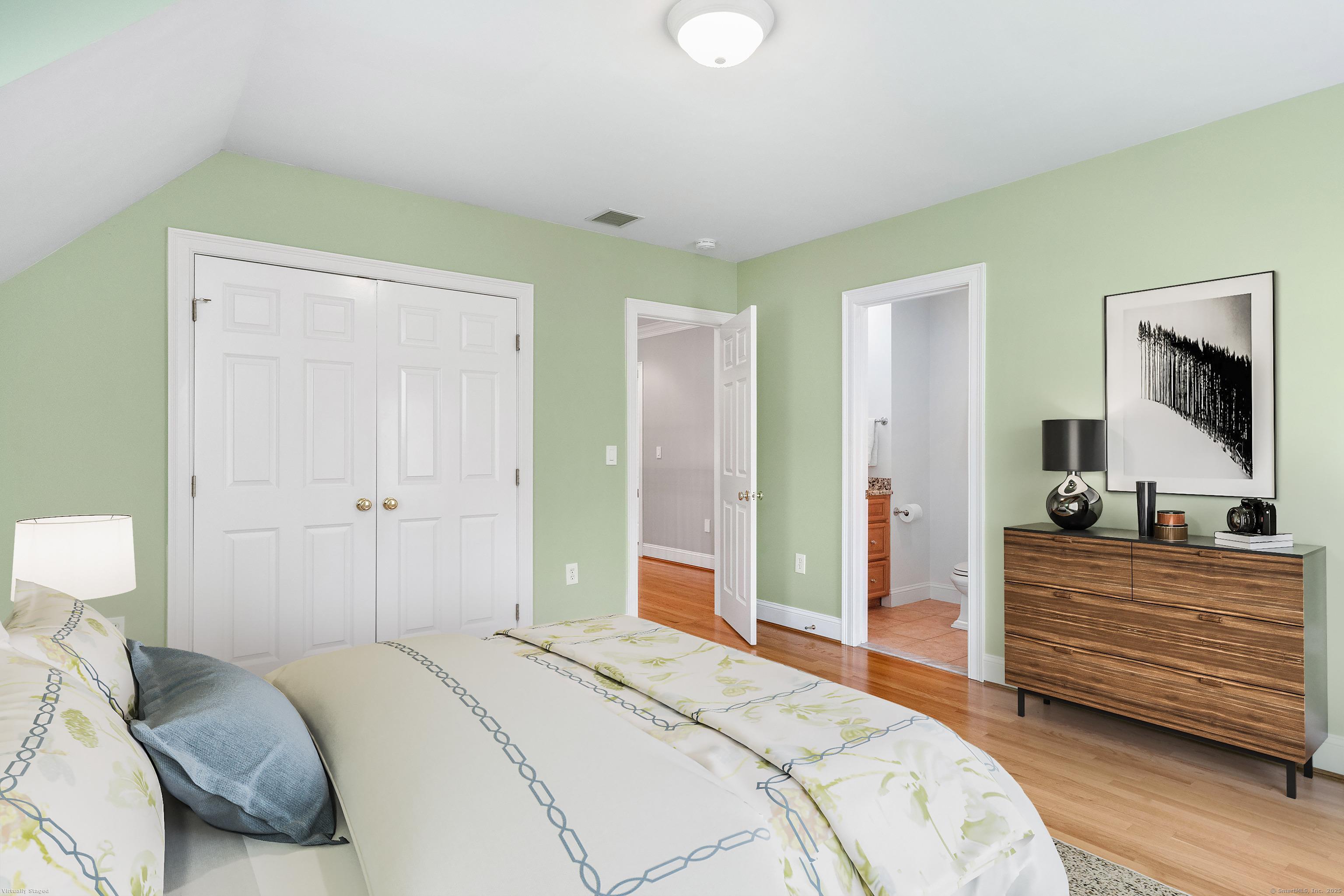 8 Asbury Holow Hollow