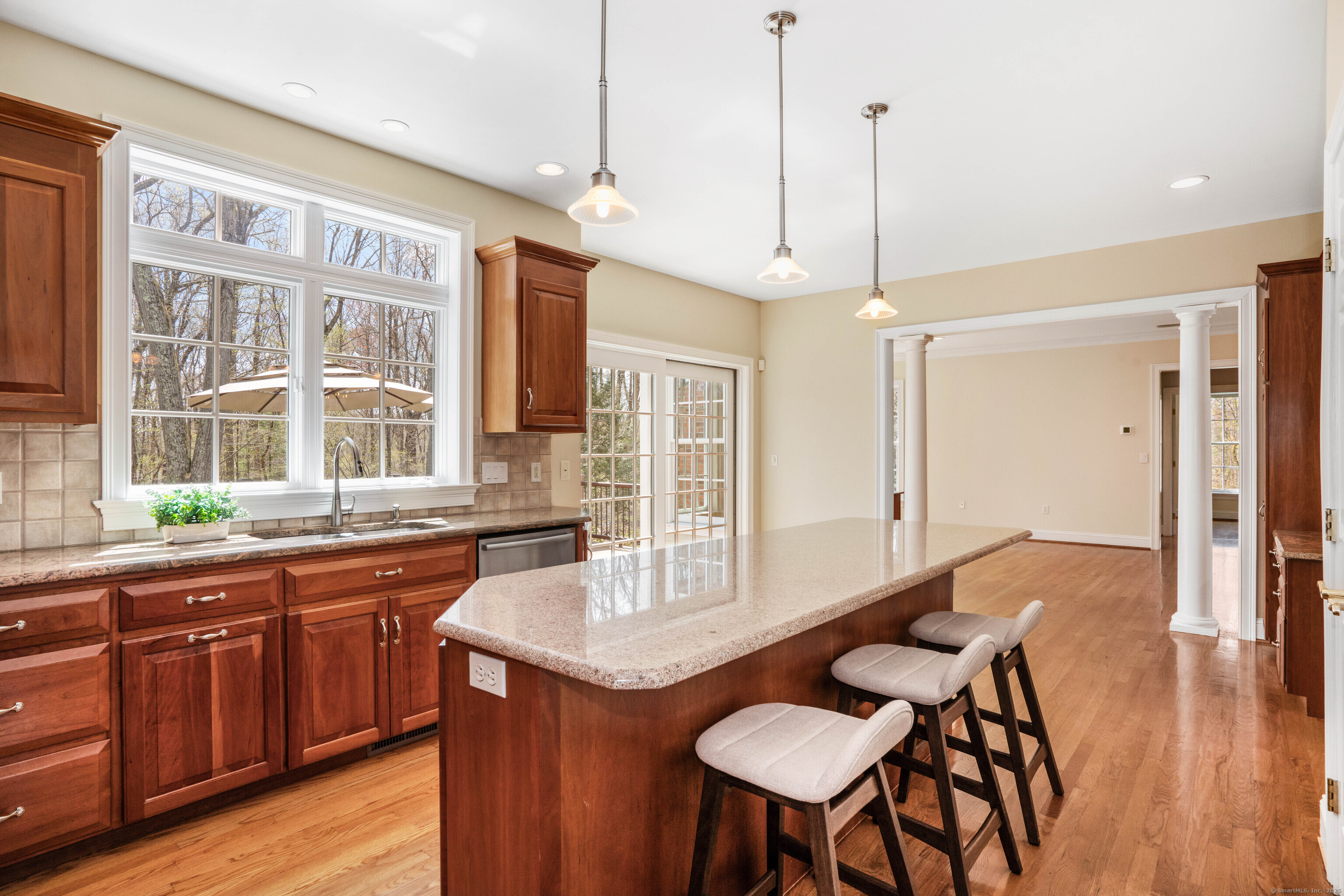 8 Asbury Holow Hollow