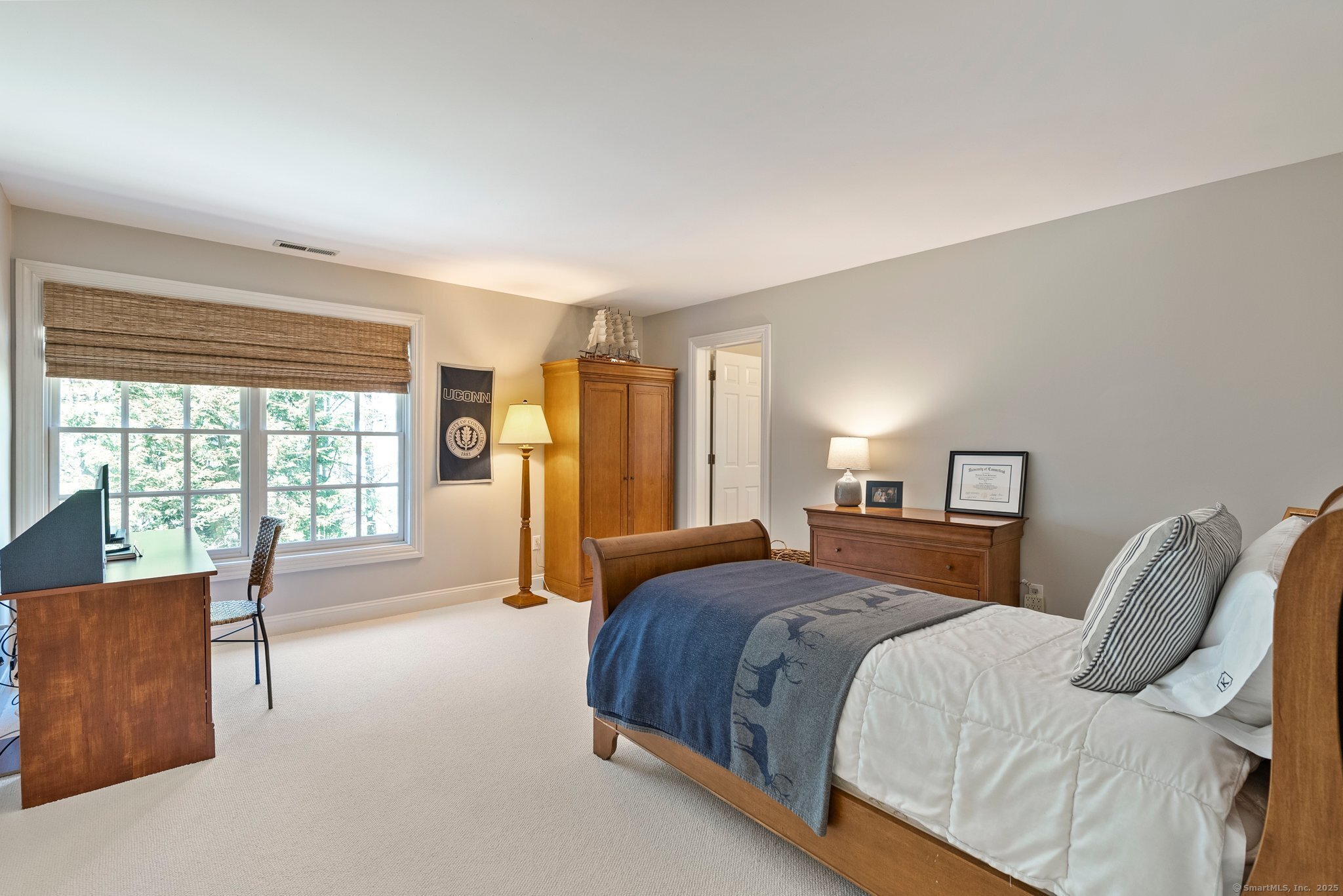 4 Wentworth Park