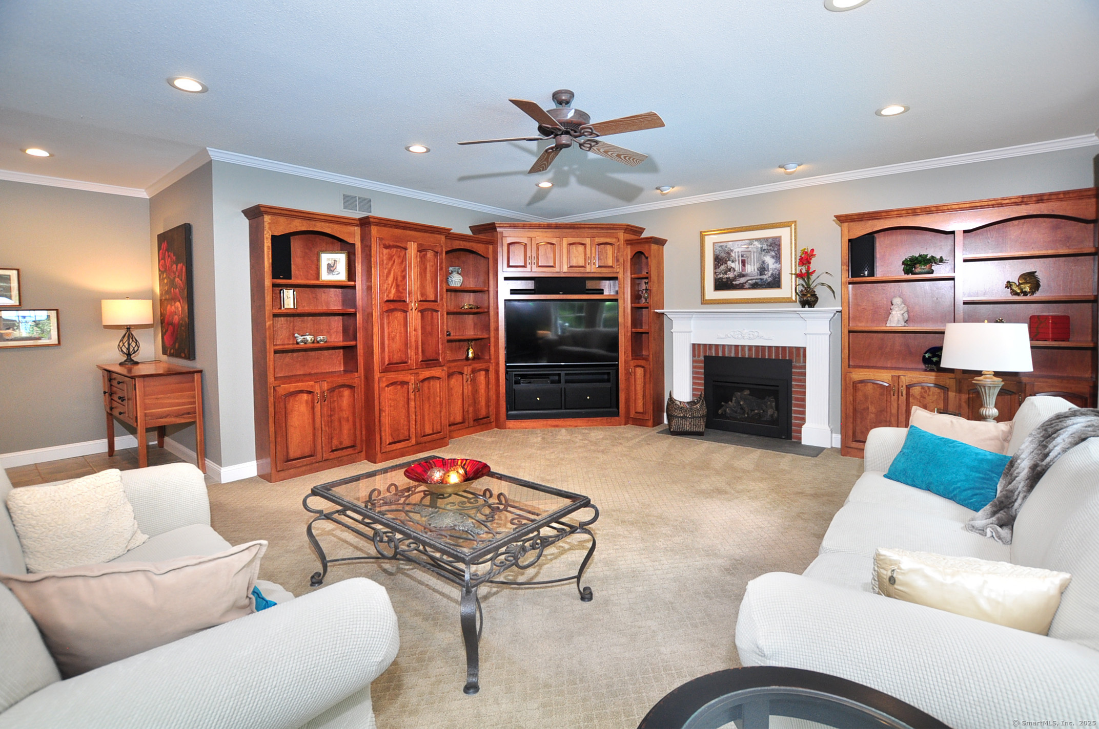 151 Oakridge
