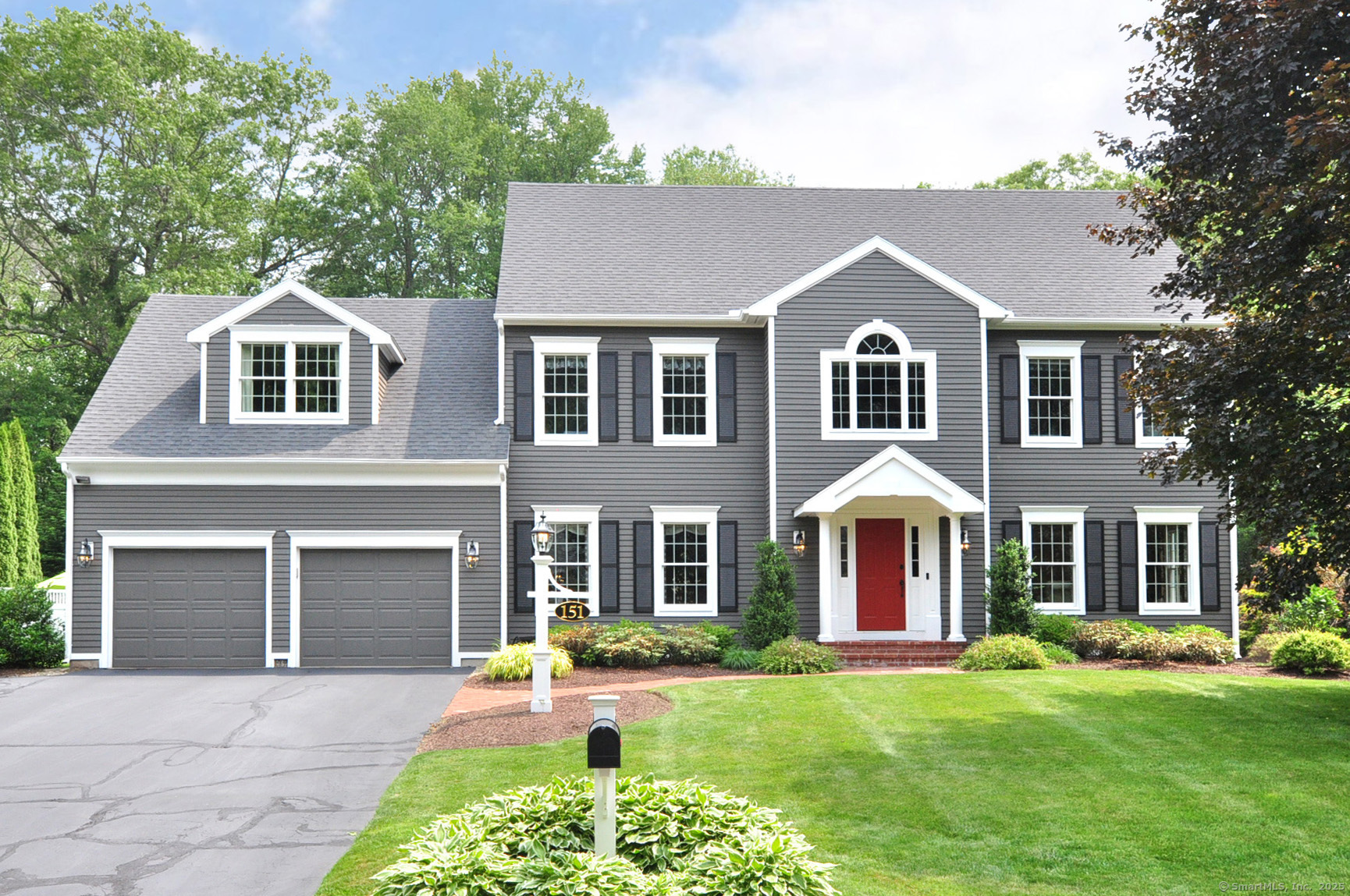 151 Oakridge