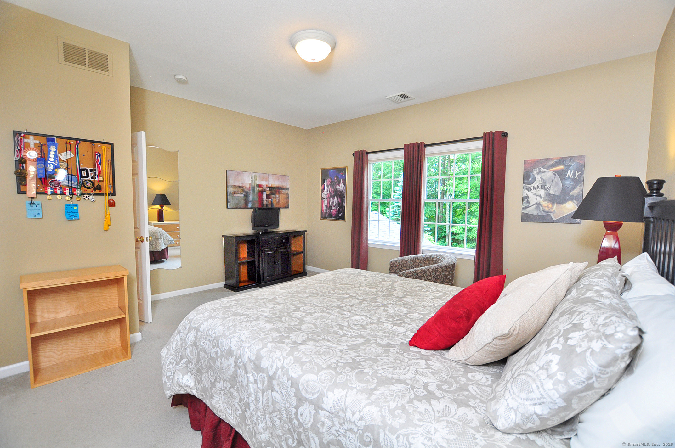 151 Oakridge