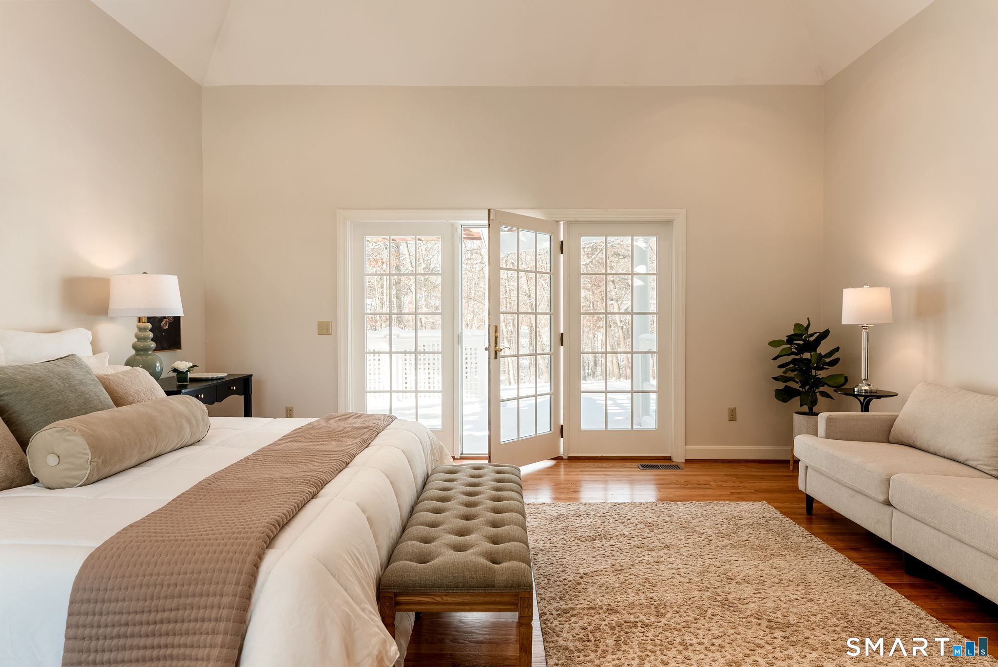 25 Pembroke Hill