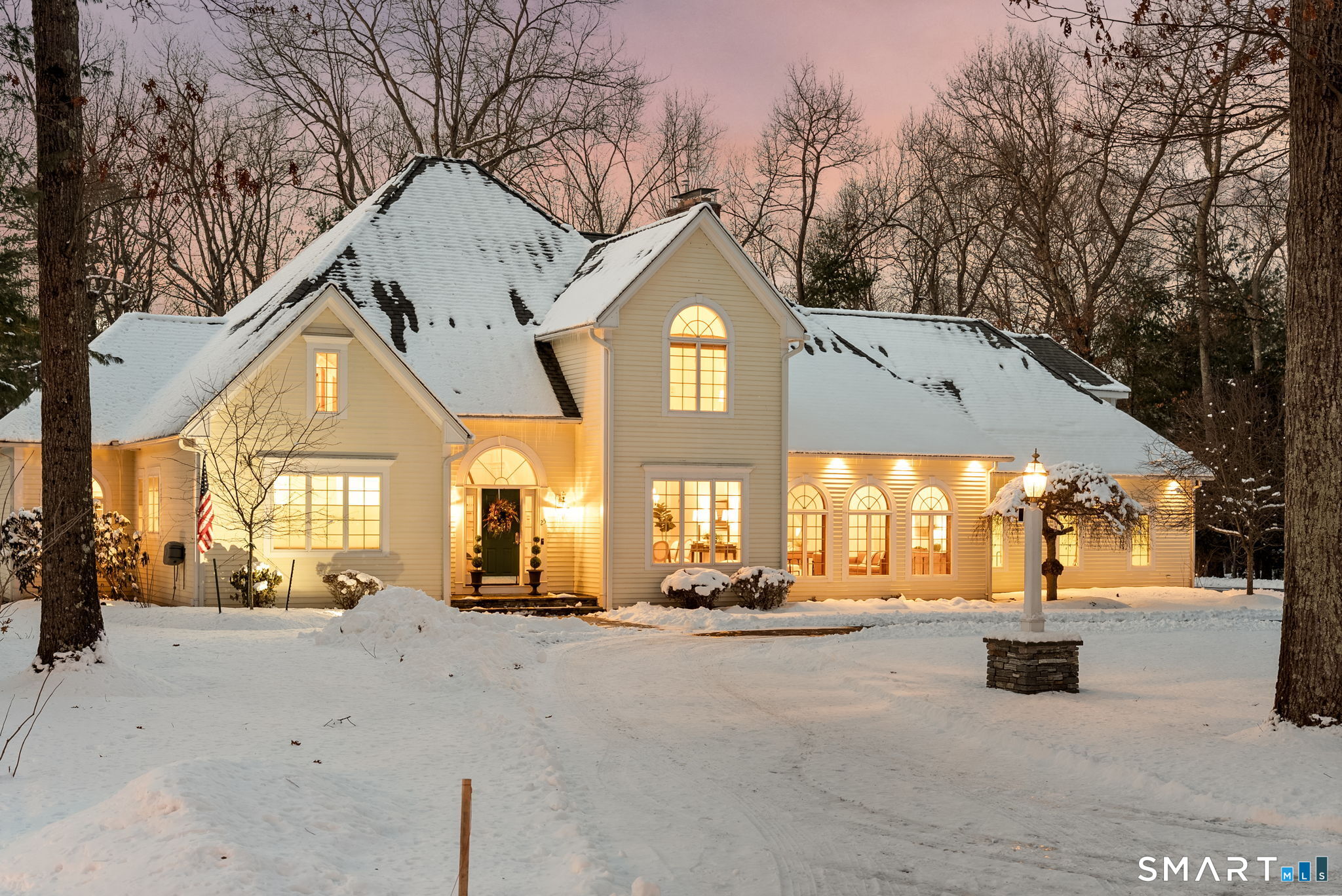25 Pembroke Hill