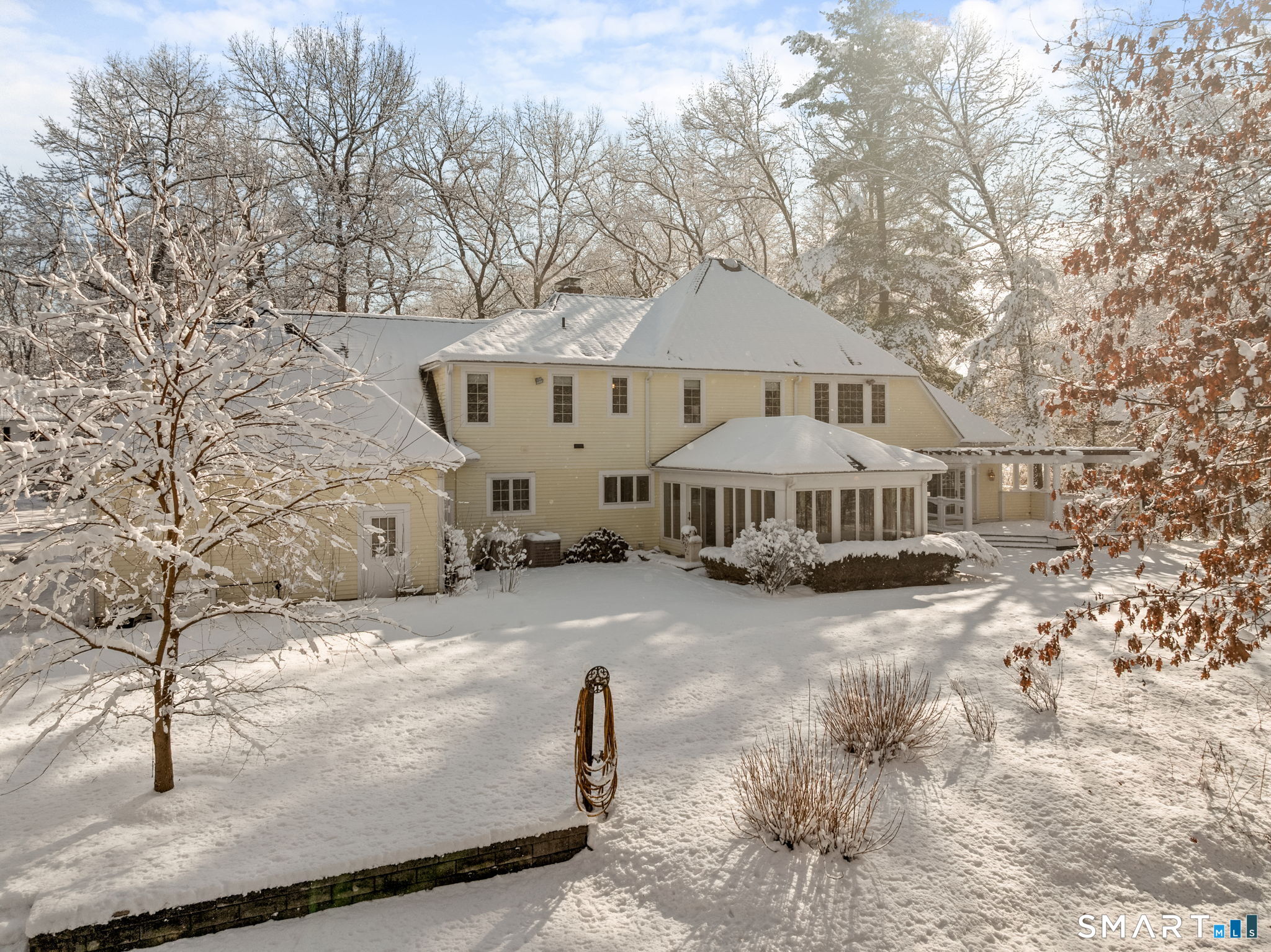 25 Pembroke Hill
