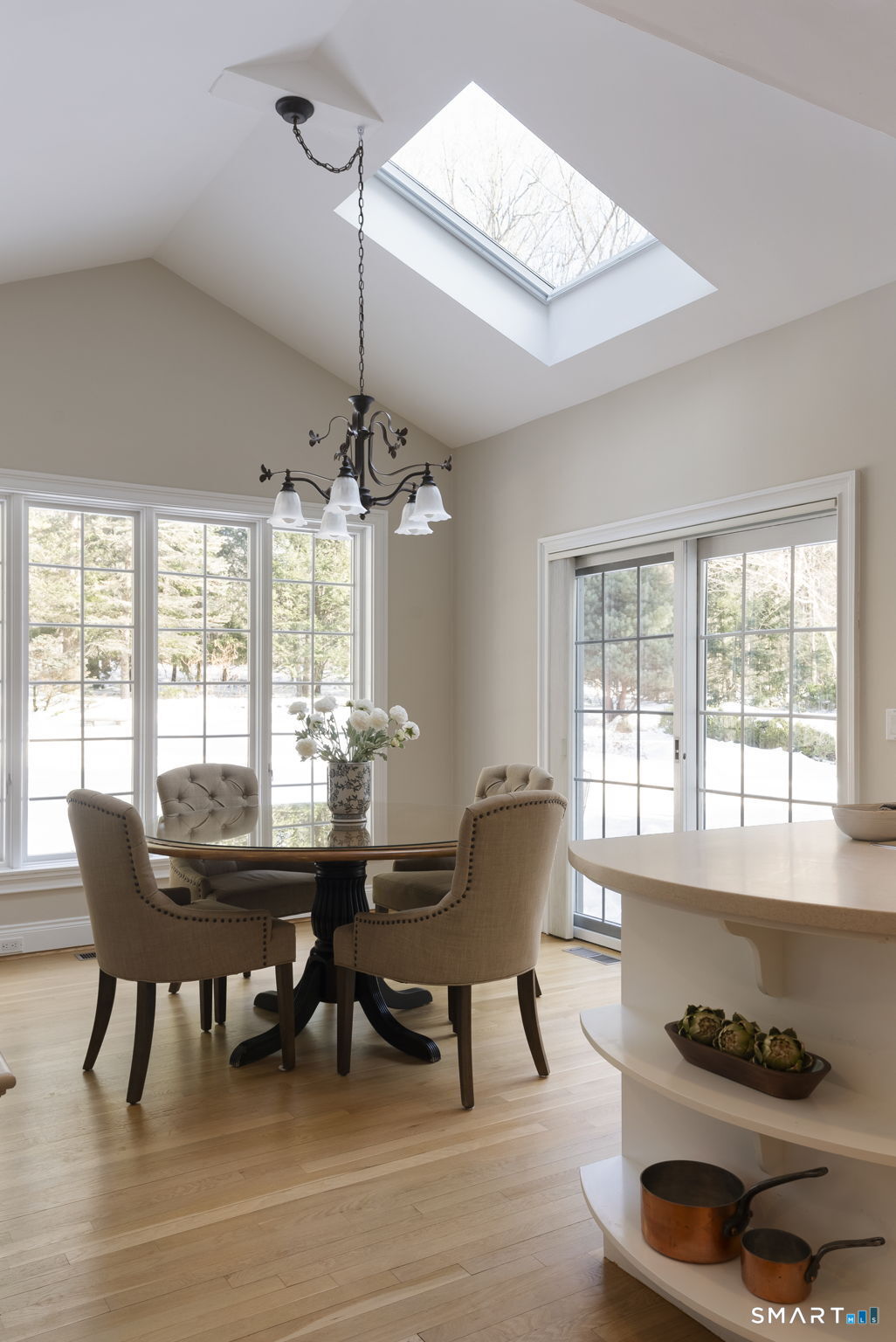 10 Hinchley Wood