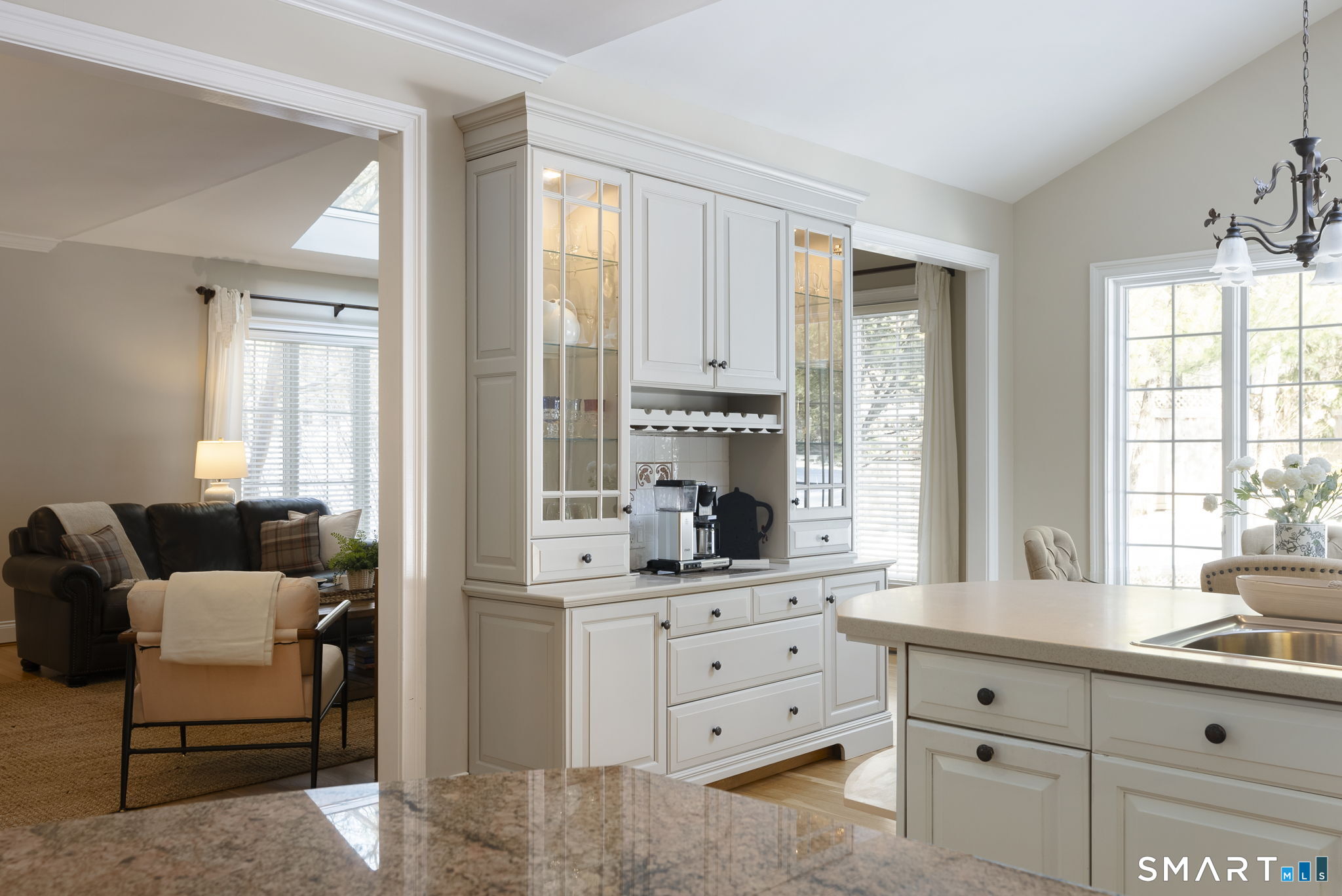 10 Hinchley Wood