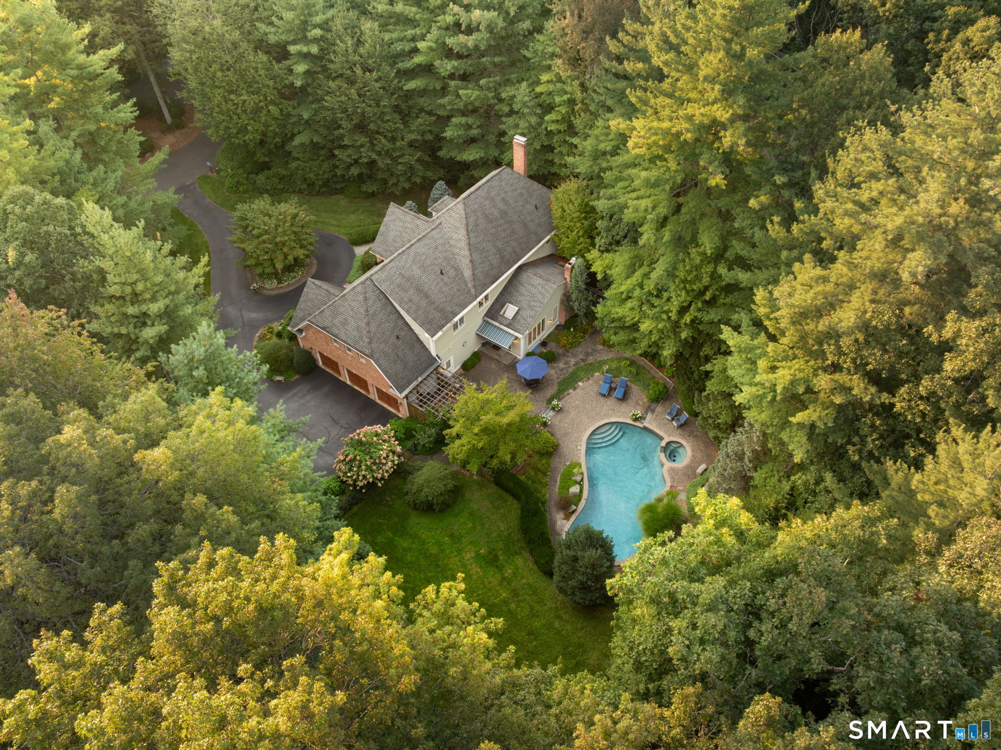 10 Hinchley Wood