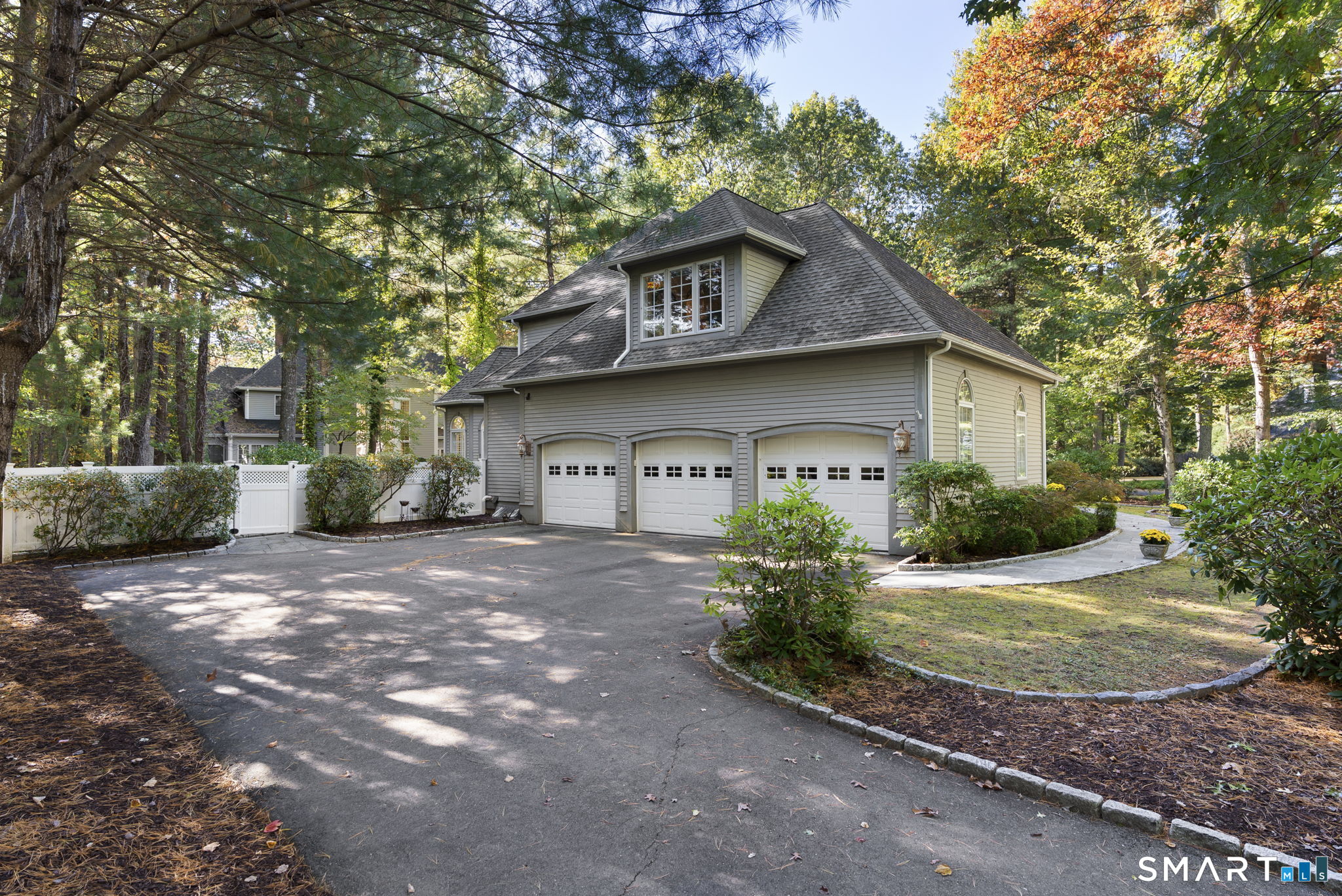 13 Chatsworth Place