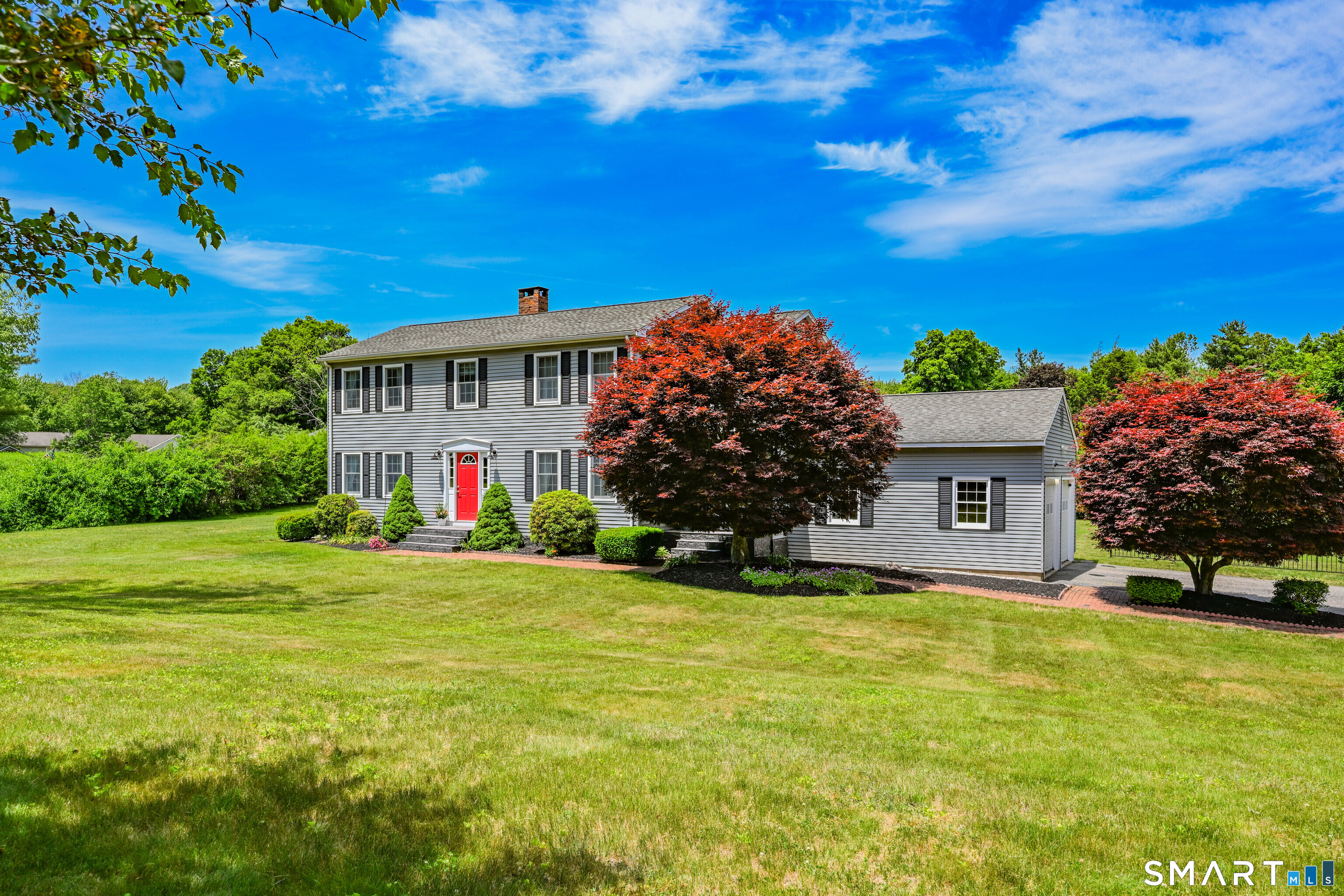 18 Carriage Drive