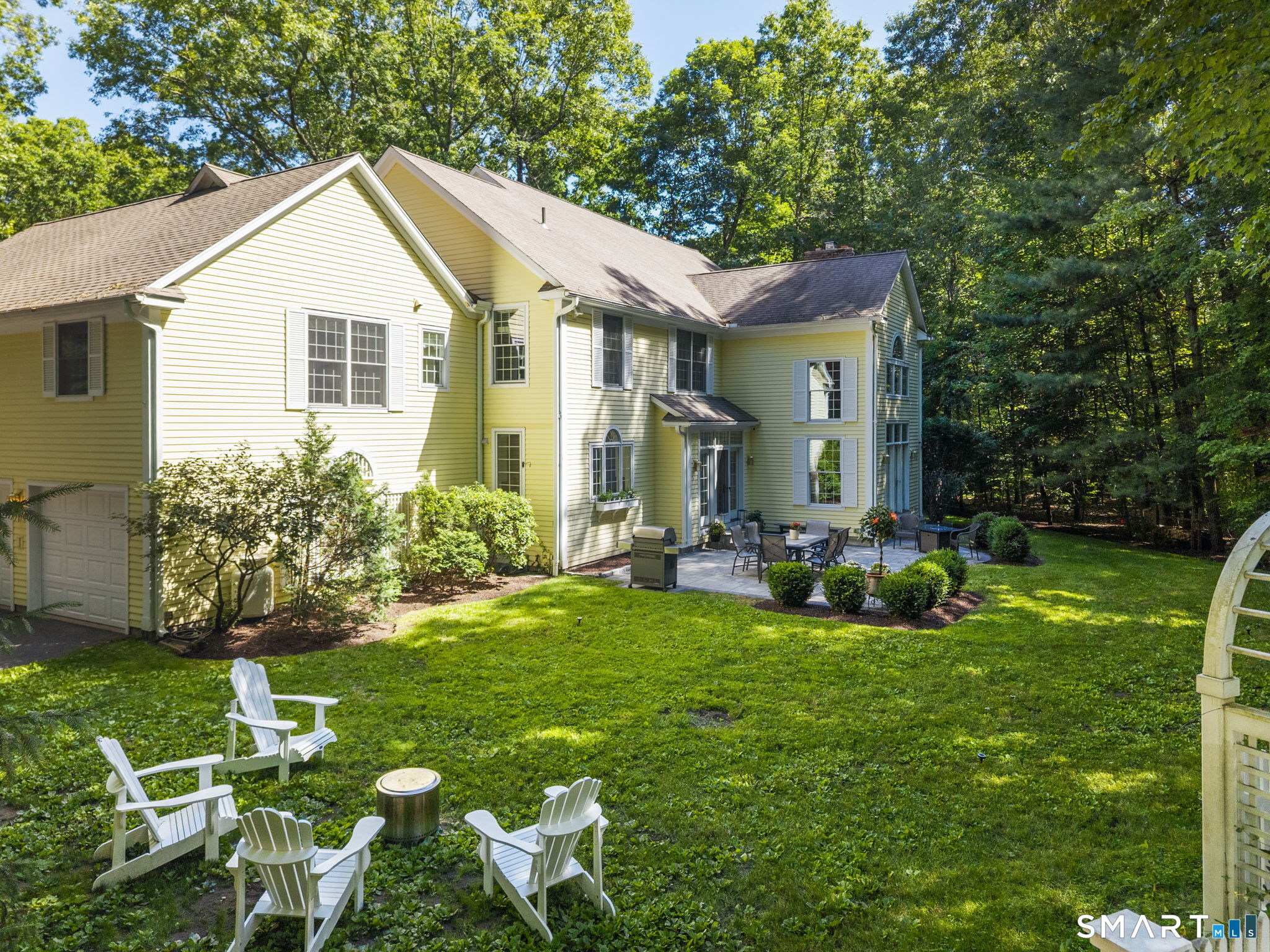 10 Langley Park