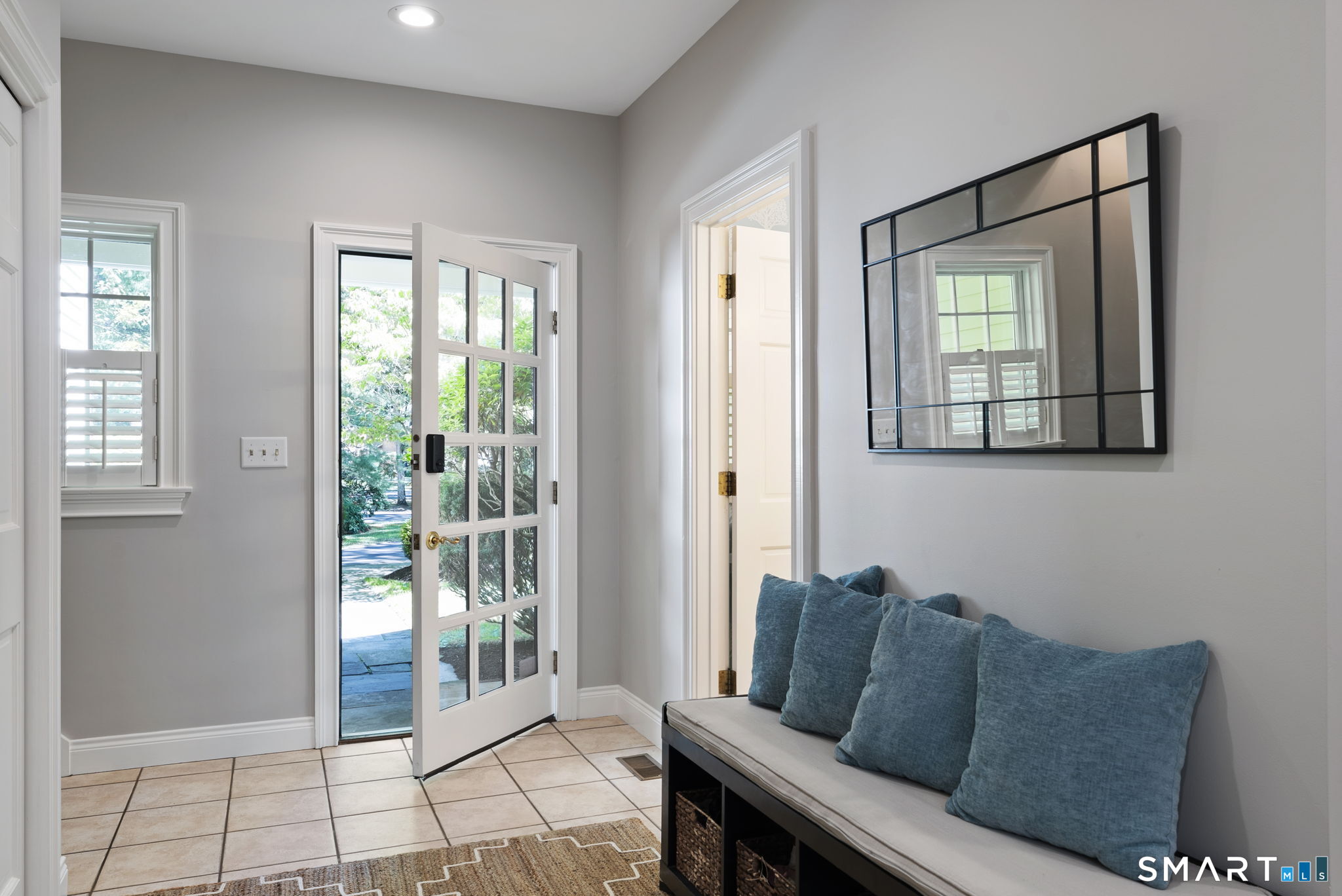 10 Langley Park