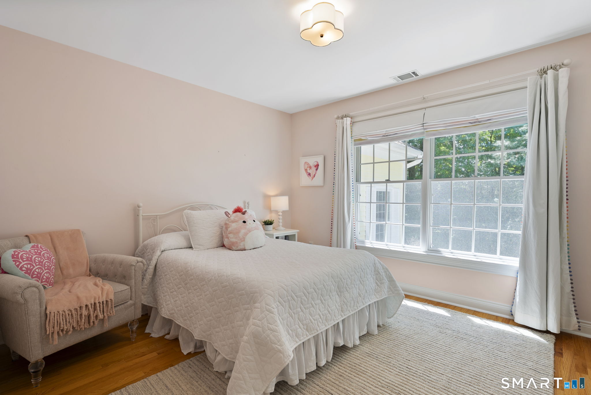 10 Langley Park