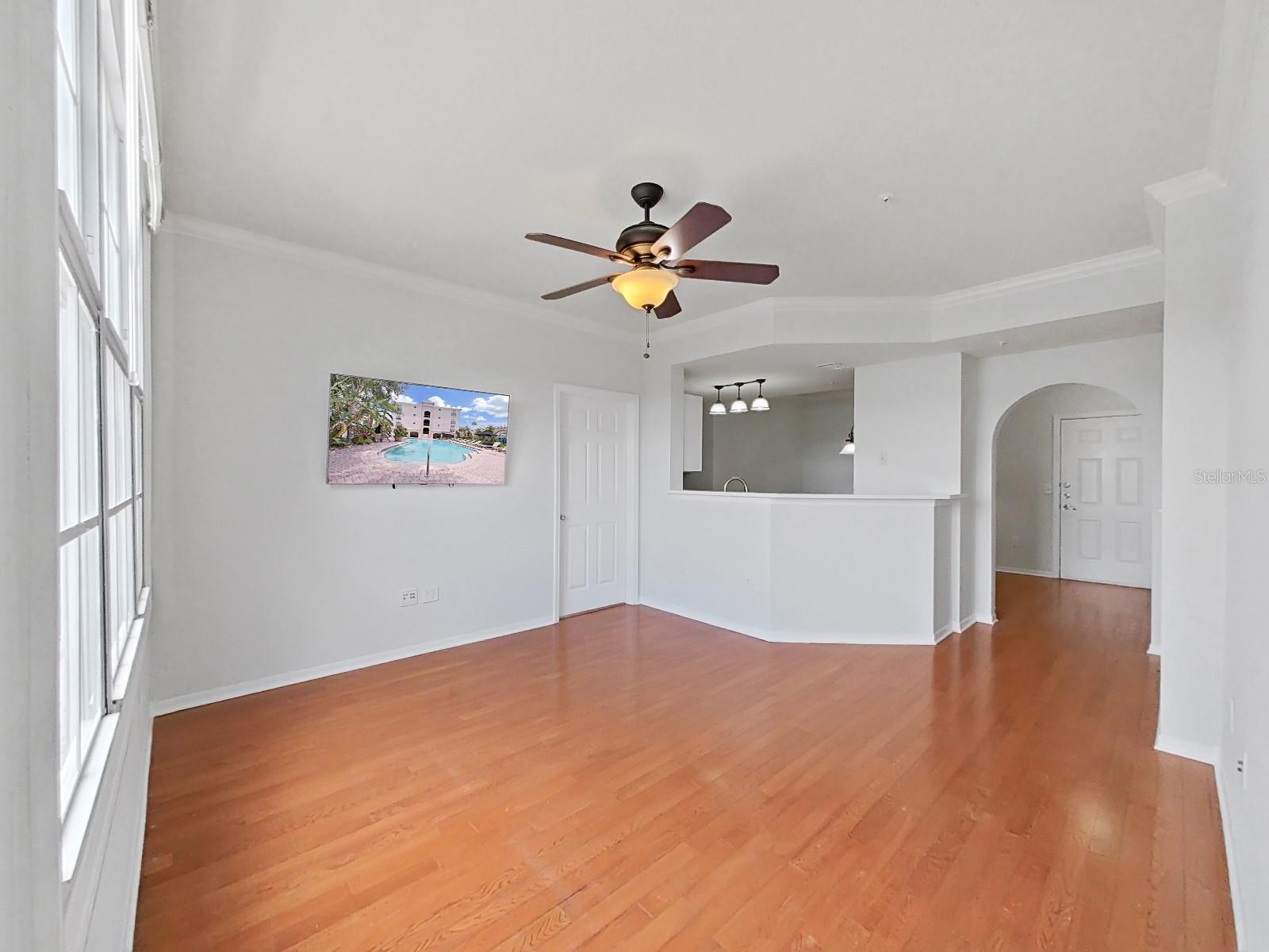 501 KNIGHTS RUN AVE #2217