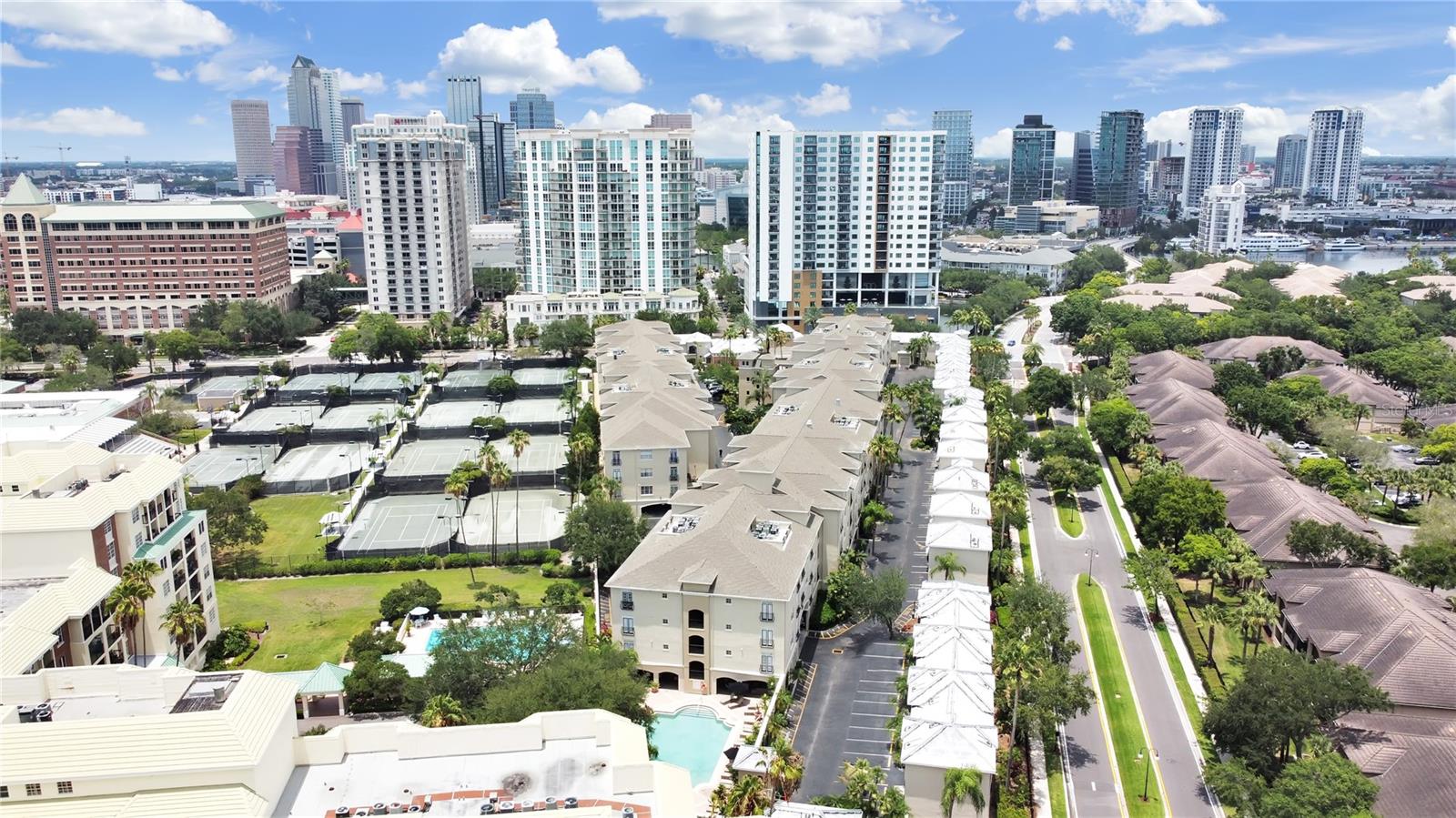 501 KNIGHTS RUN AVE #2217