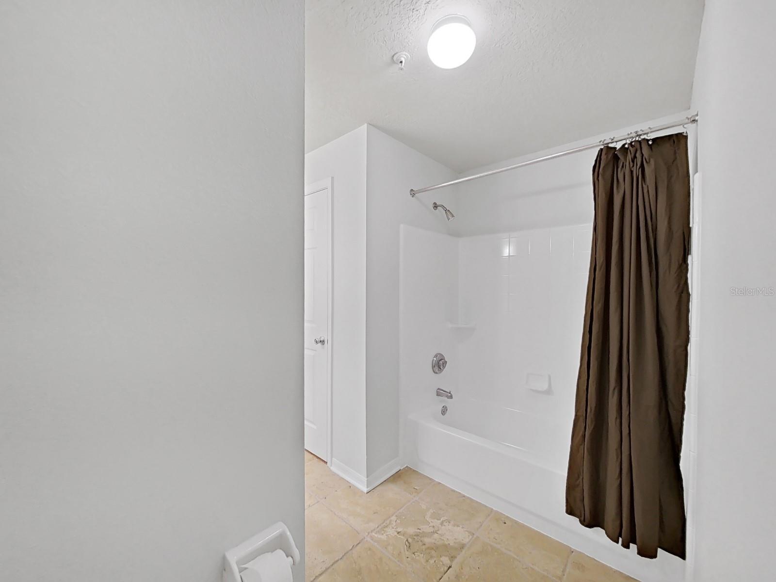 501 KNIGHTS RUN AVE #2217