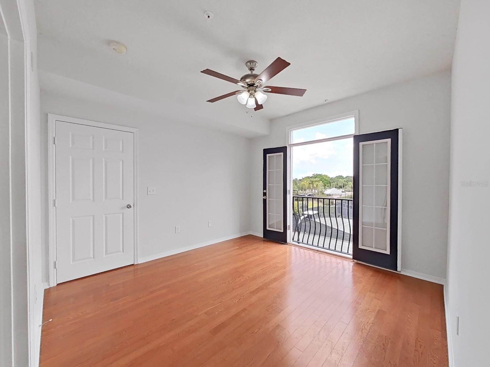 501 KNIGHTS RUN AVE #2217