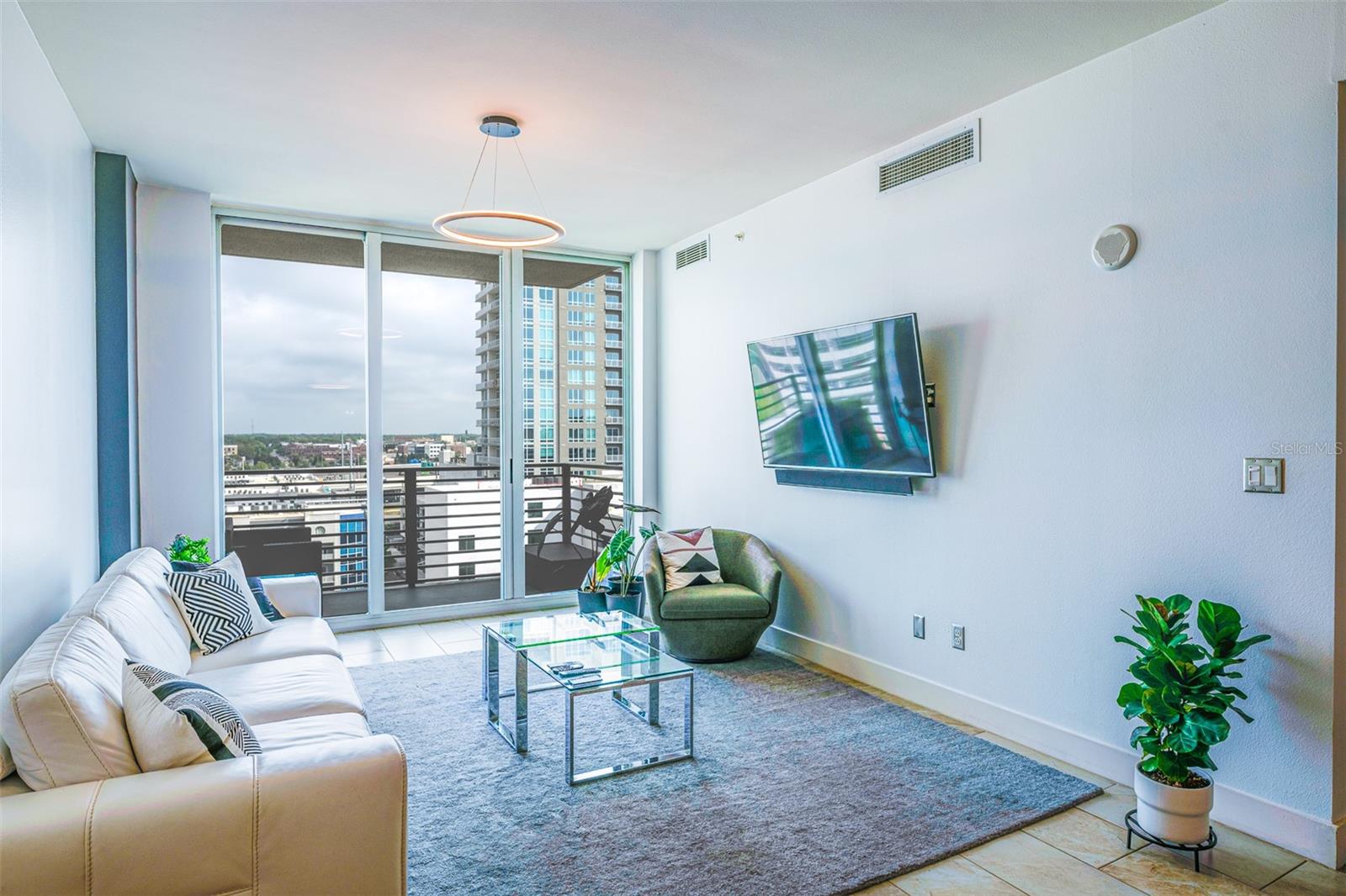 1208 E KENNEDY BLVD #1023