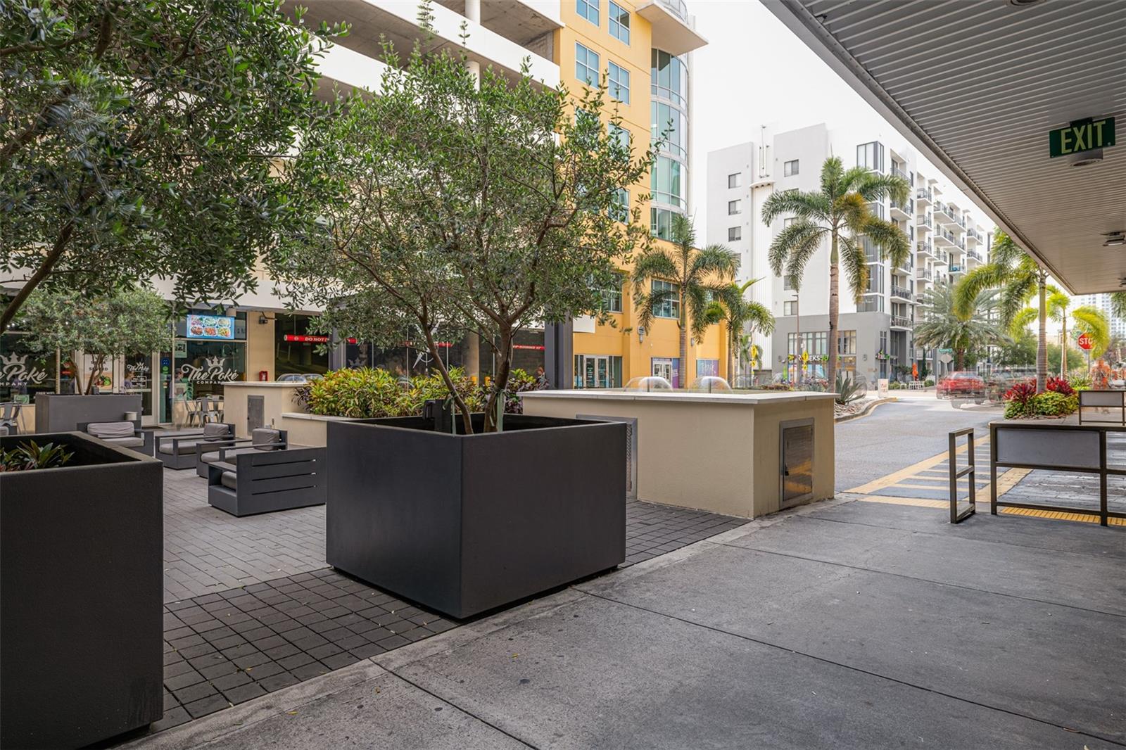 1208 E KENNEDY BLVD #1023