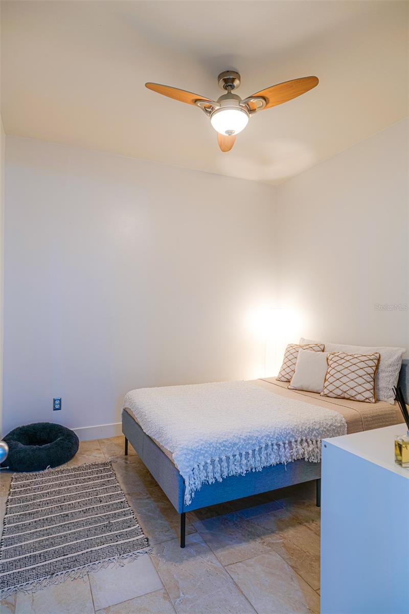 1208 E KENNEDY BLVD #1023