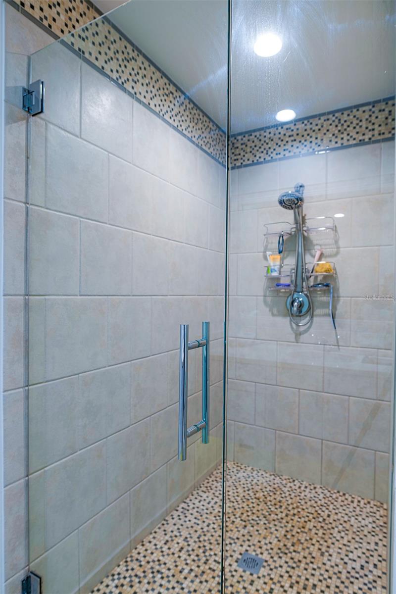 1208 E KENNEDY BLVD #1023