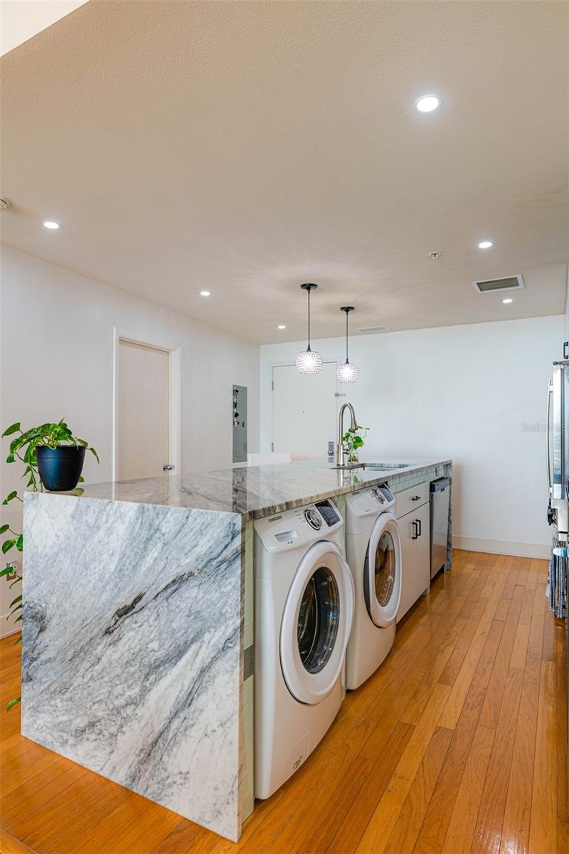 1208 E KENNEDY BLVD #1023