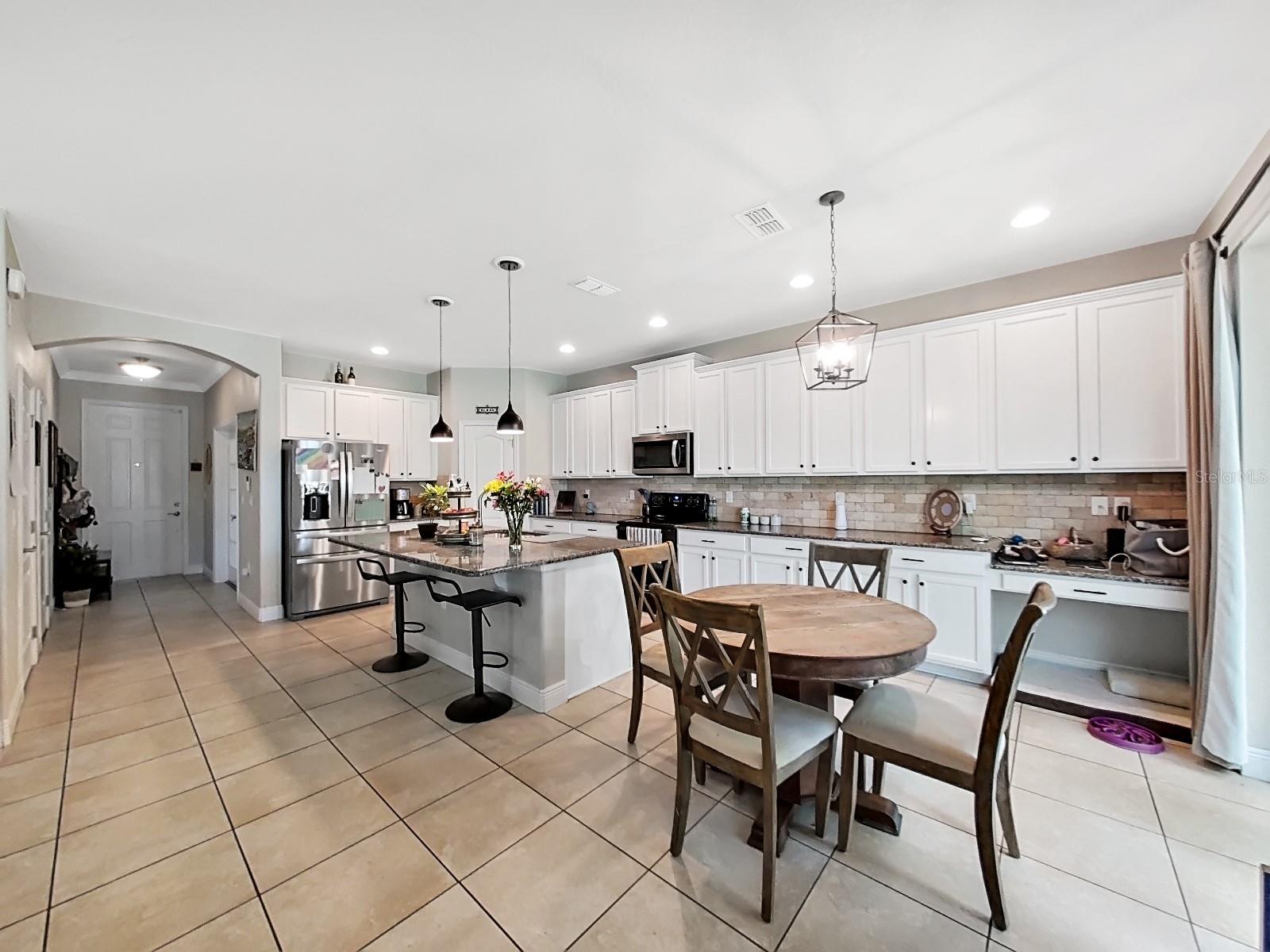 7612 S WEST SHORE BLVD