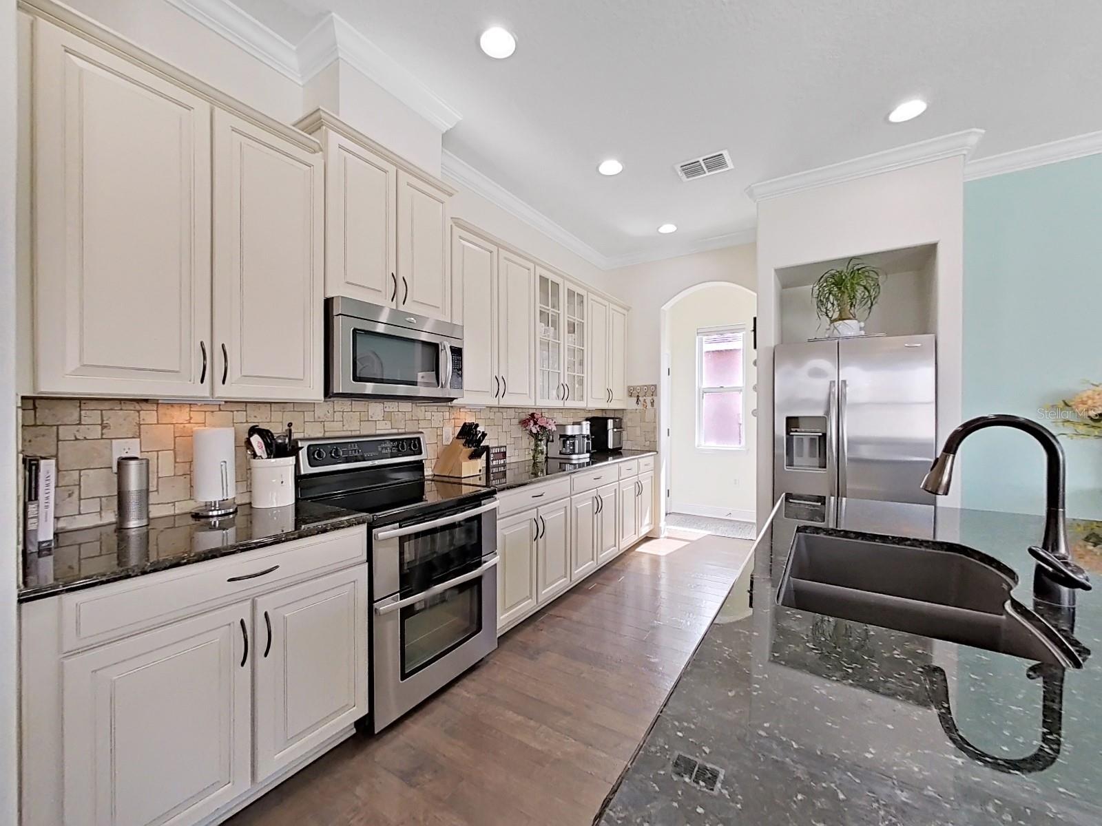 7603 S WEST SHORE BLVD