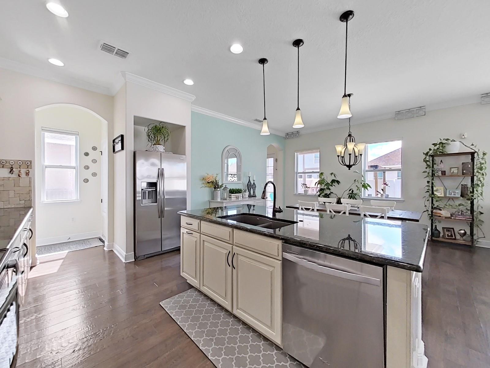 7603 S WEST SHORE BLVD