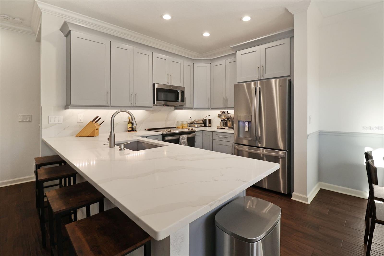 505 S TAMPANIA AVE #2