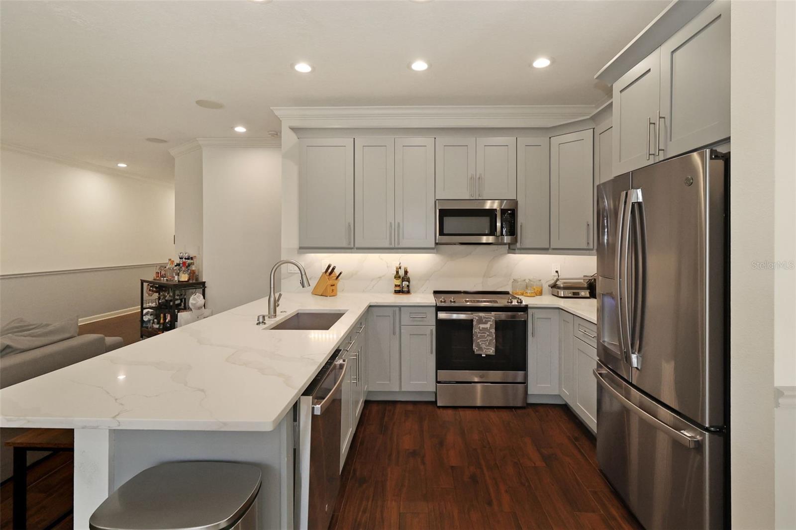 505 S TAMPANIA AVE #2