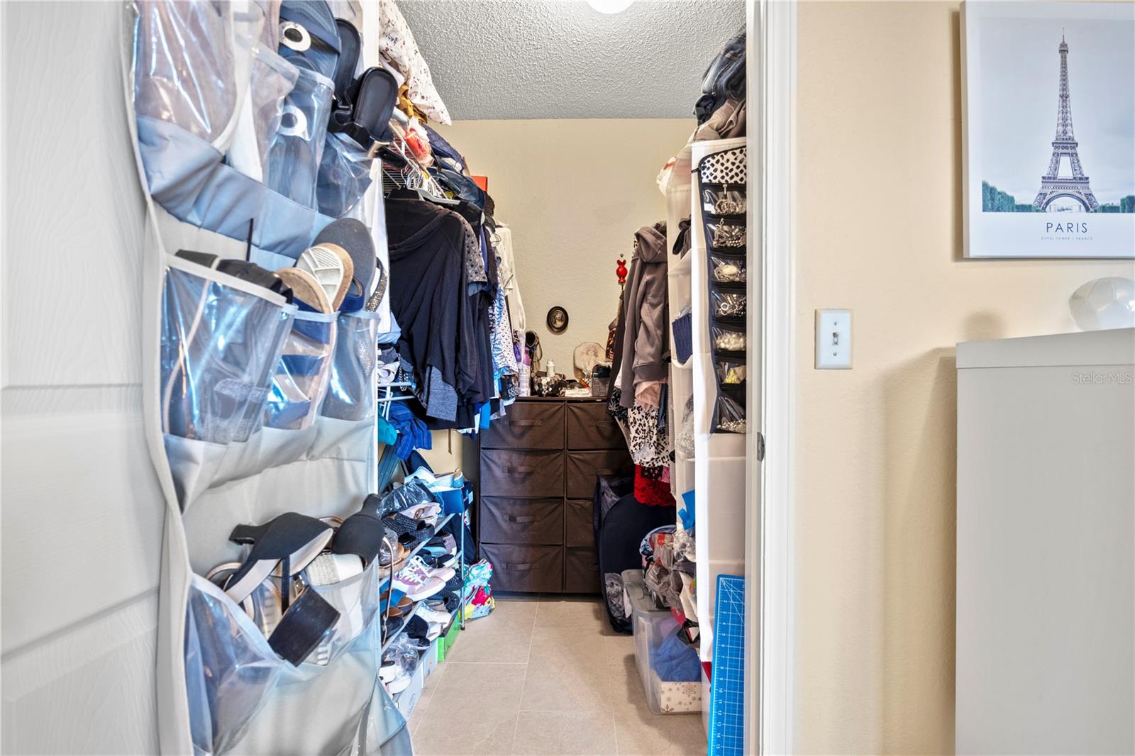 10200 GANDY BLVD N #1225