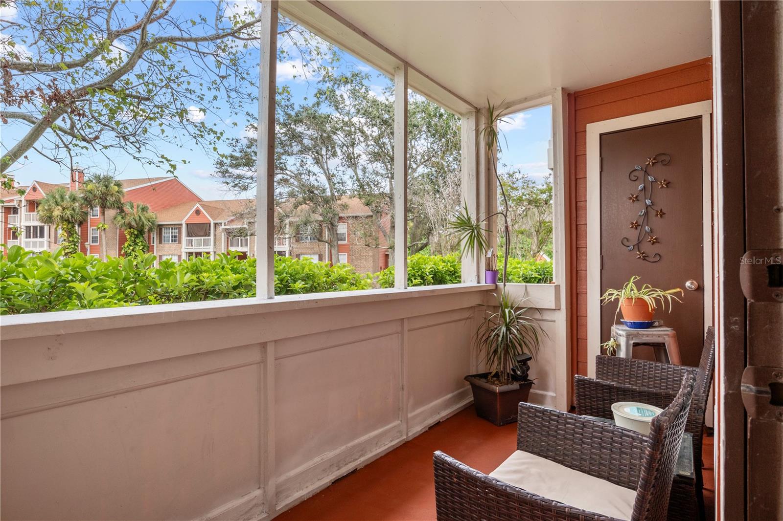 10200 GANDY BLVD N #1225