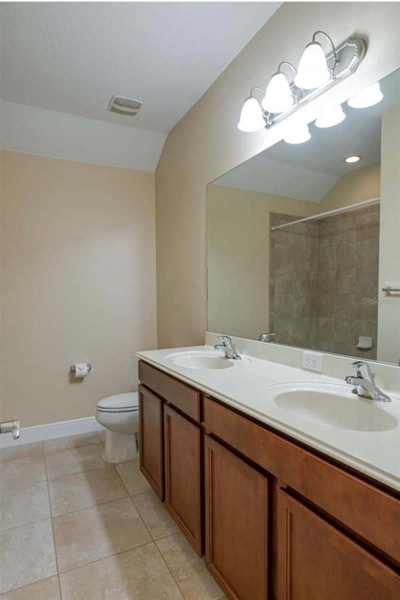 7607 S WEST SHORE BLVD