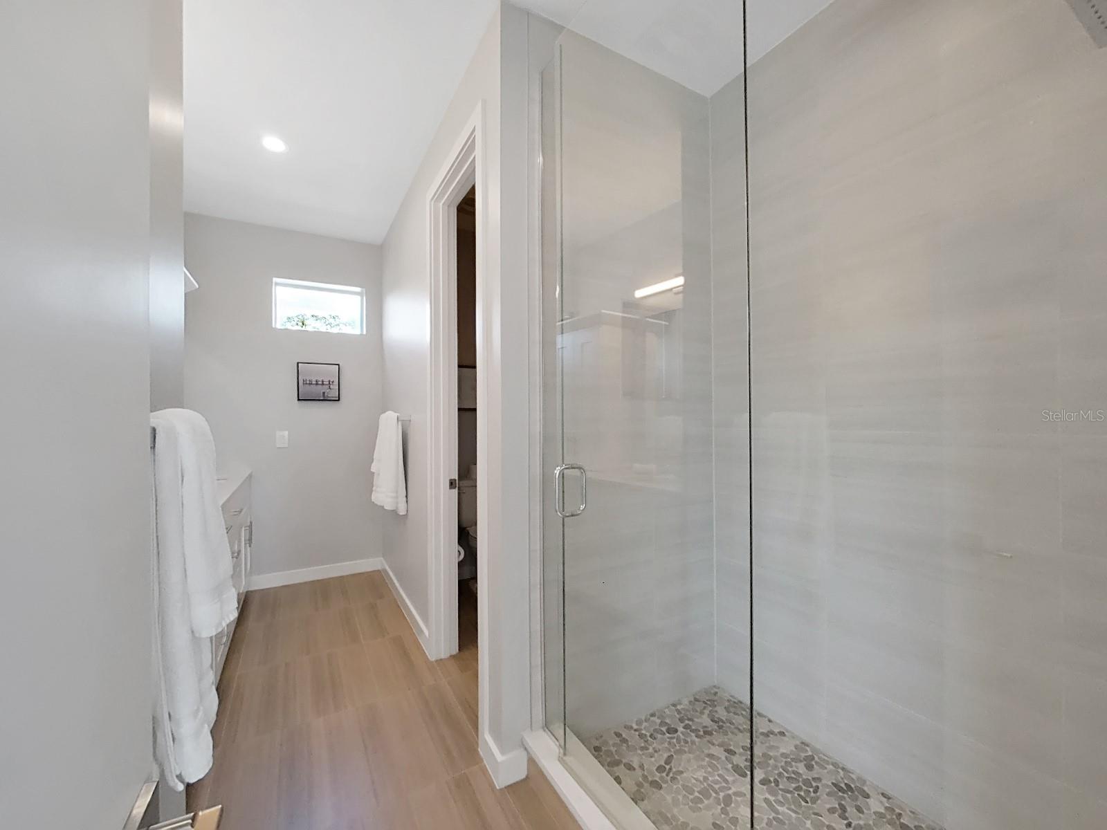 2728 N RIDGEWOOD AVE #1