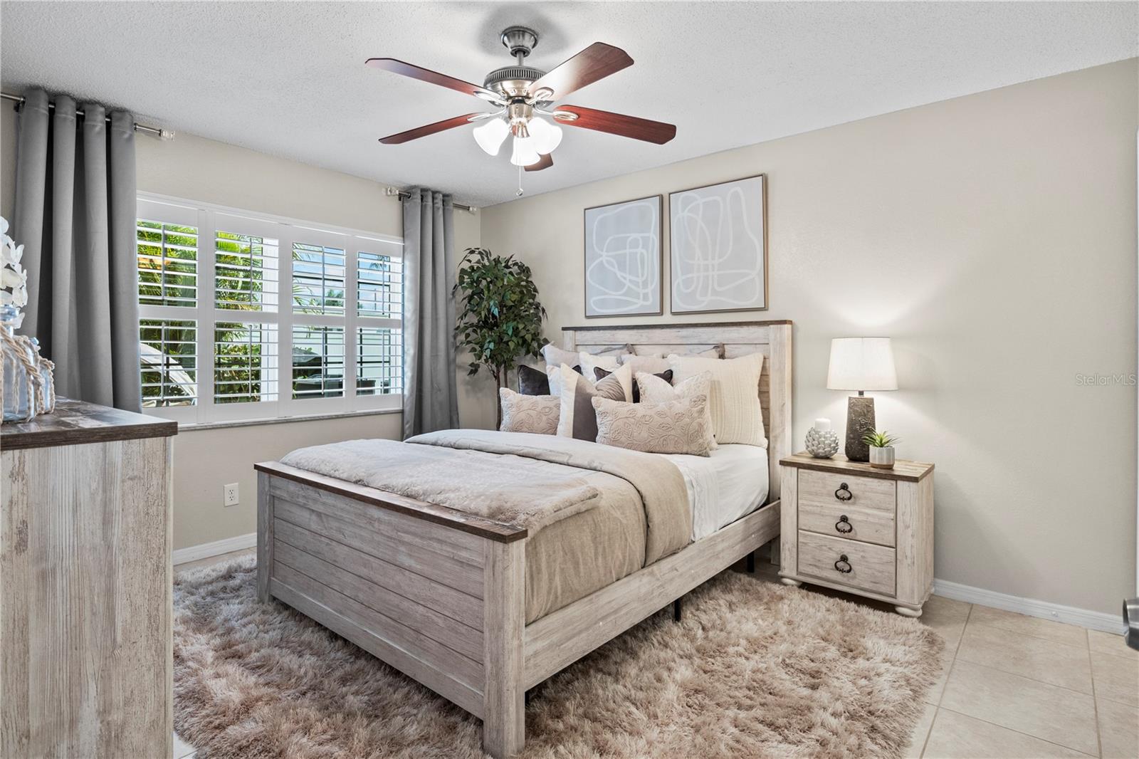 2250 DRUID RD E #301