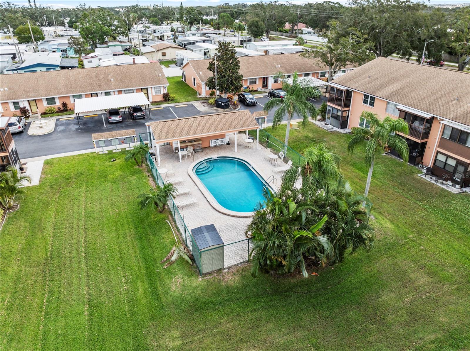 2250 DRUID RD E #301