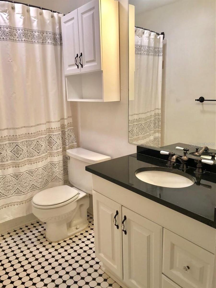 10200 GANDY BLVD N #713