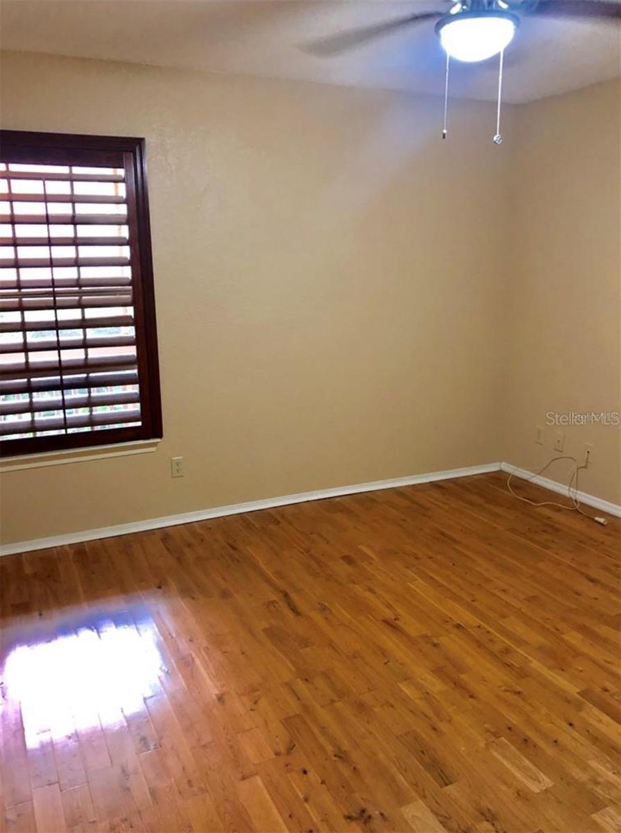 10200 GANDY BLVD N #713