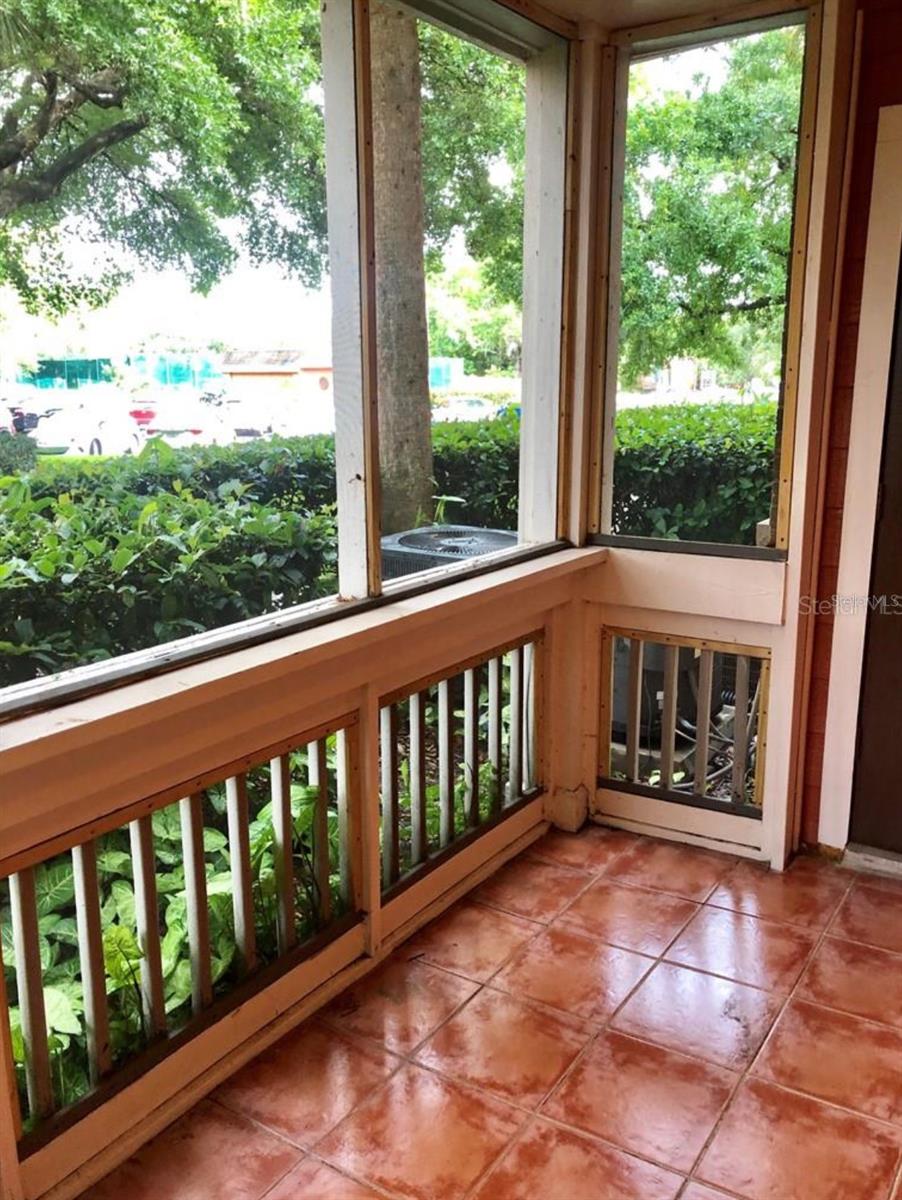 10200 GANDY BLVD N #713