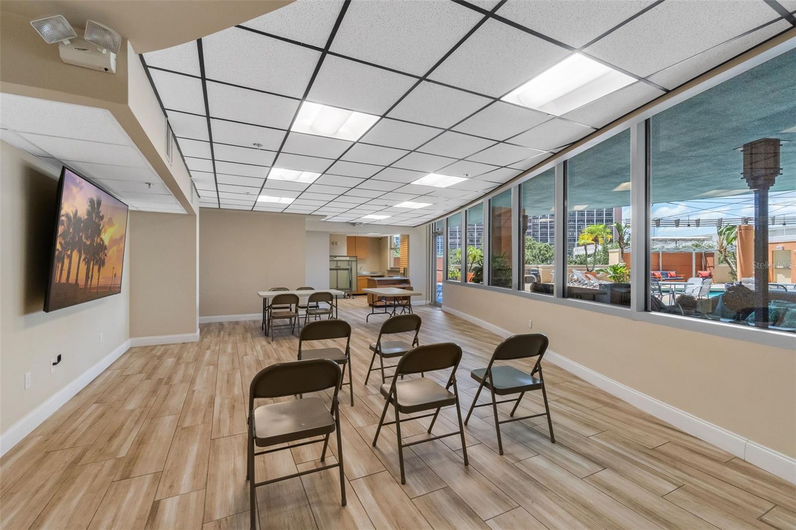 322 E CENTRAL BLVD #2101