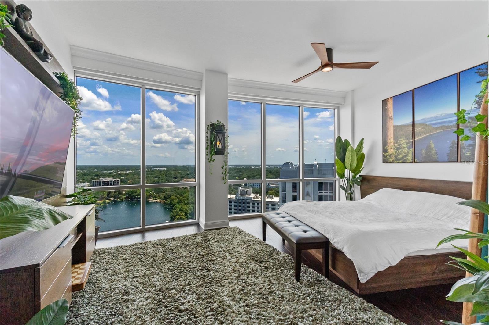 322 E CENTRAL BLVD #2101