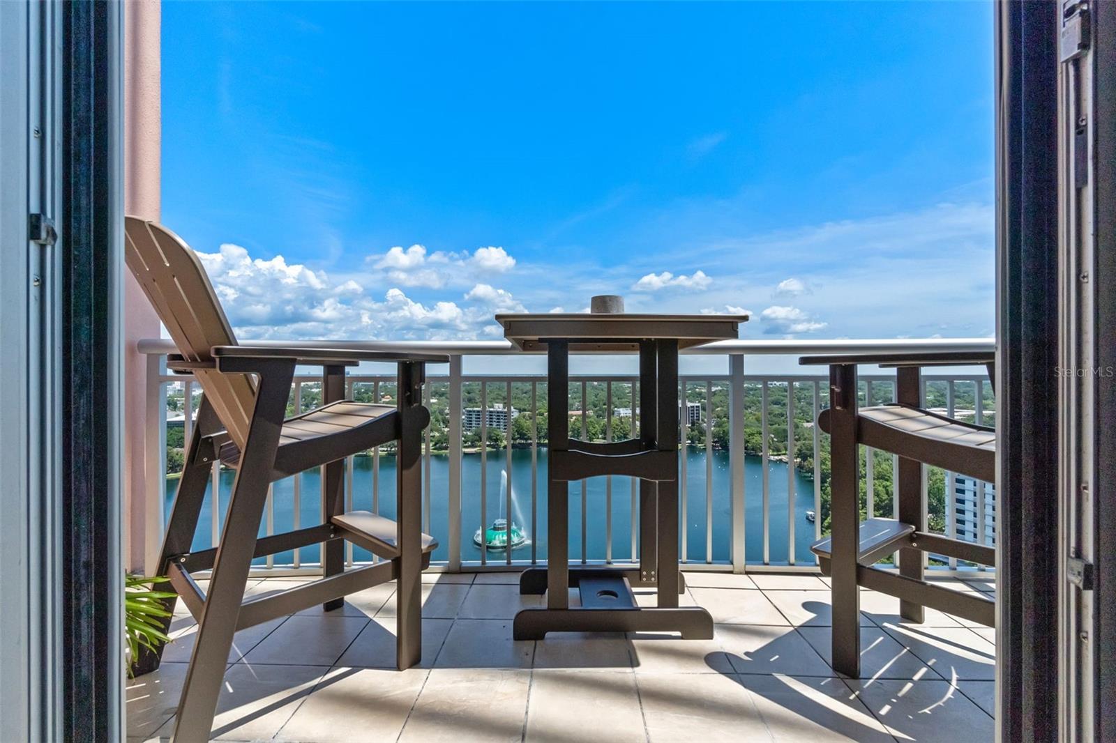 322 E CENTRAL BLVD #2101