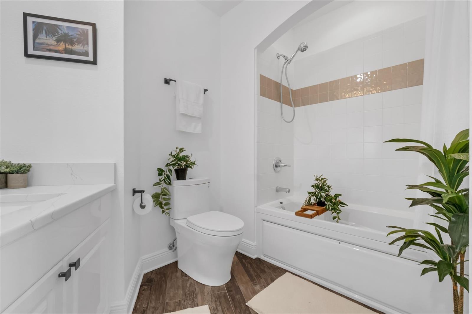 322 E CENTRAL BLVD #2101