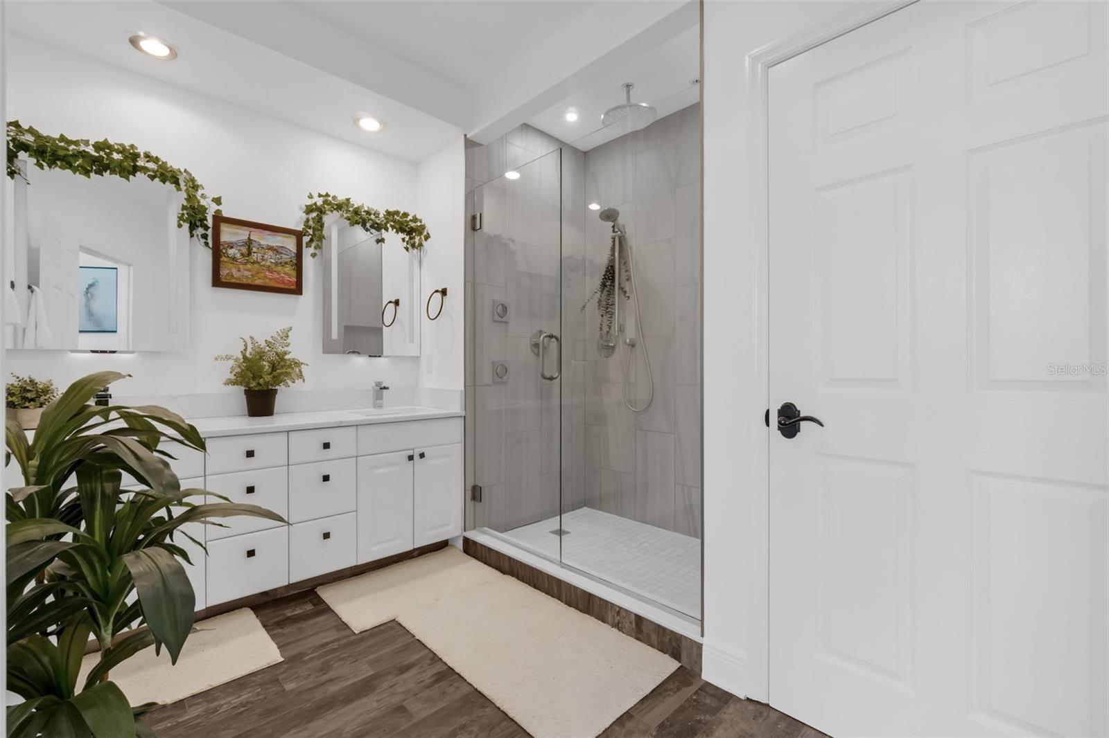 322 E CENTRAL BLVD #2101