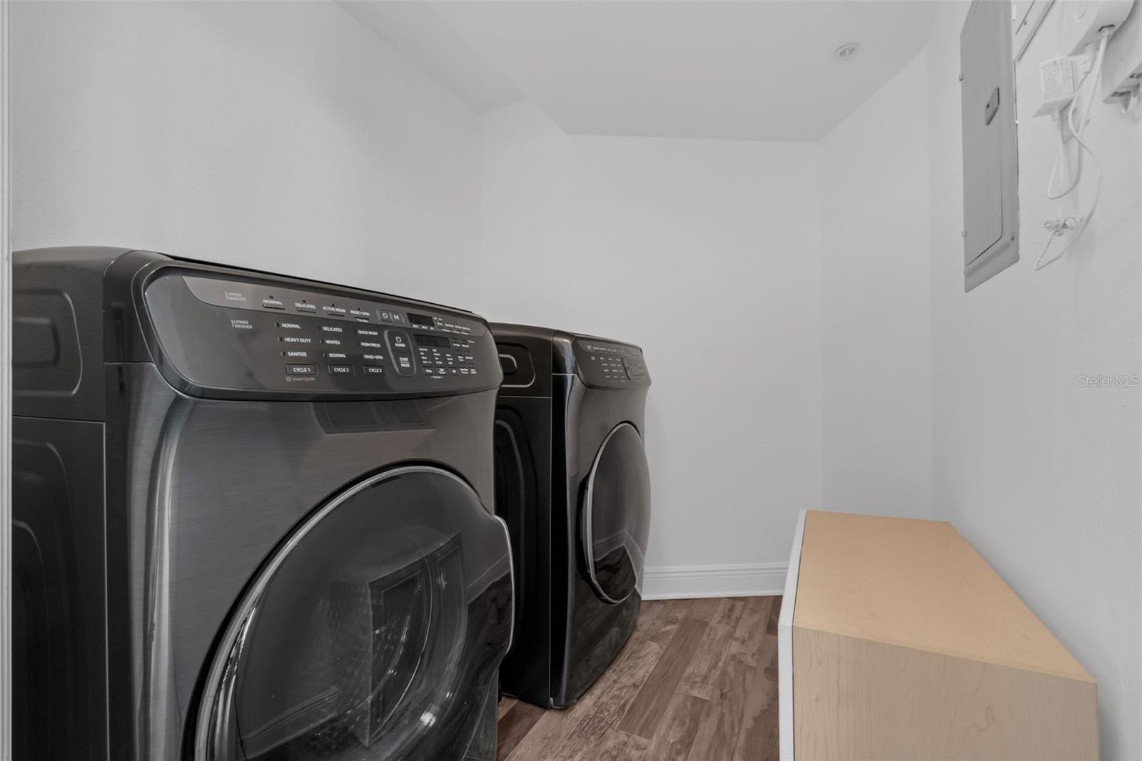 322 E CENTRAL BLVD #2101